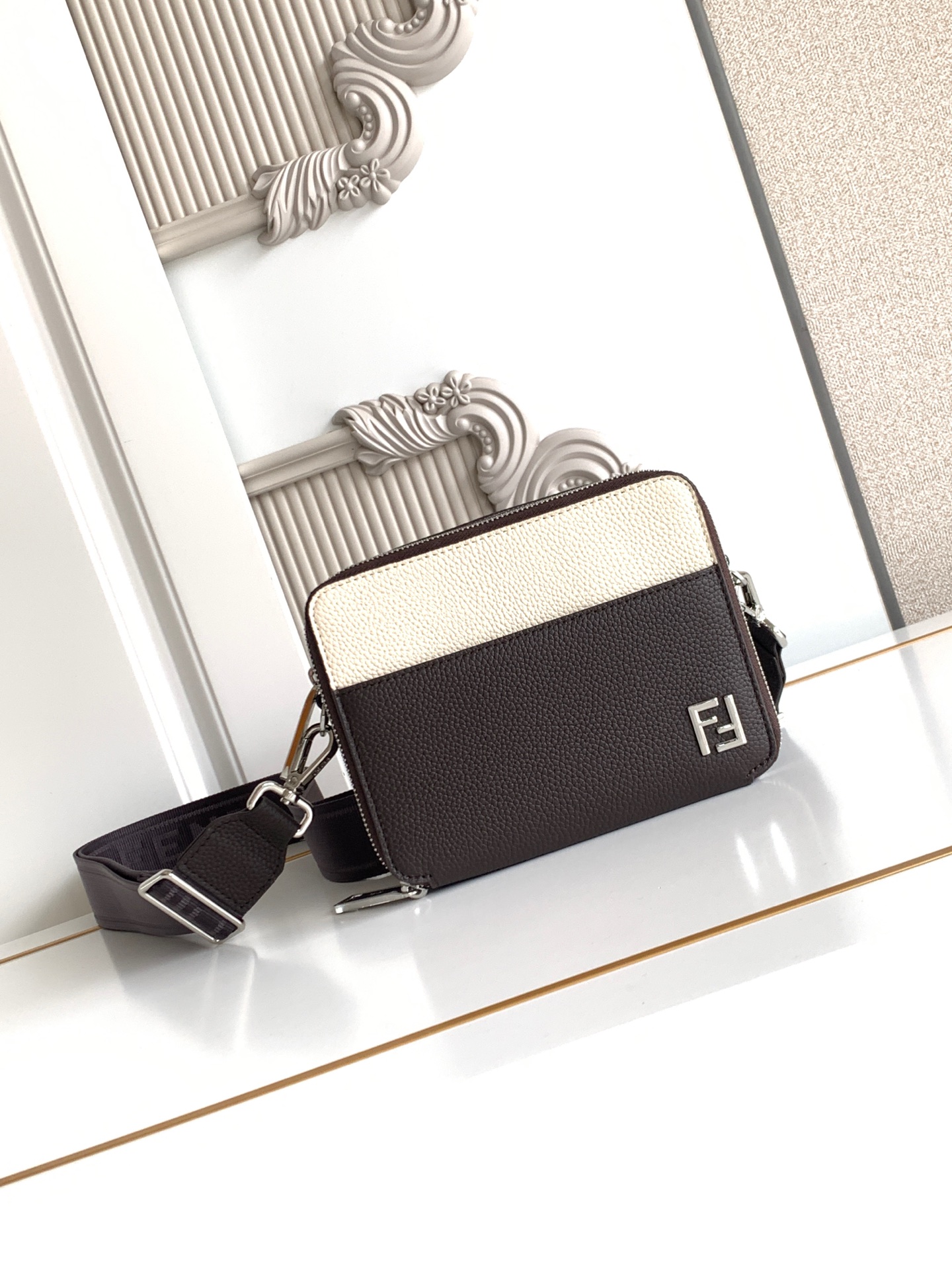 Bagsaaa F**di Squared FF & Leather Camera Case Organizer in brown and white - 18cm