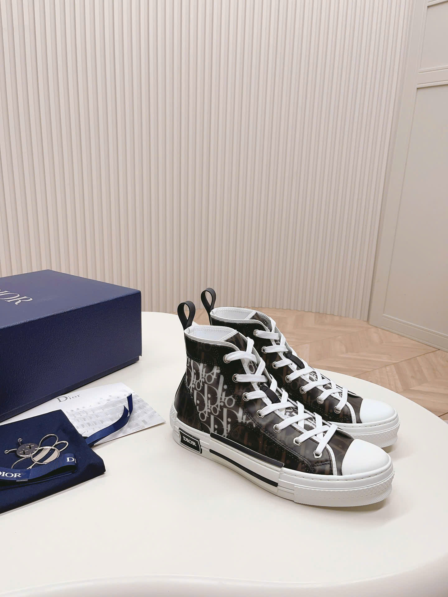 Bagsaaa D10r B23 High-Top Sneaker in black and white D10r Oblique canvas
