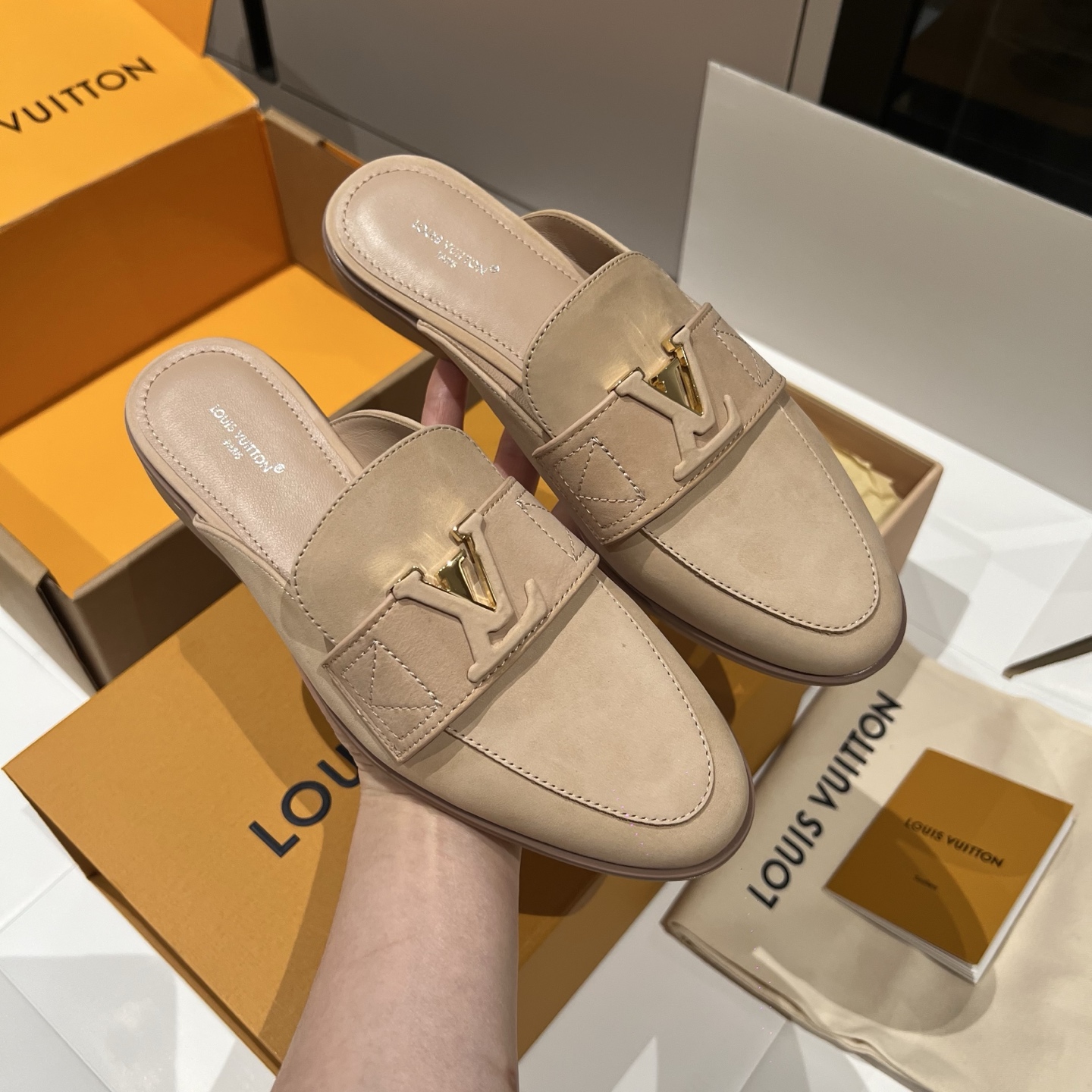 Bagsaaa L0vis Vvtt0n LV Mare Open Back Loafer in beige