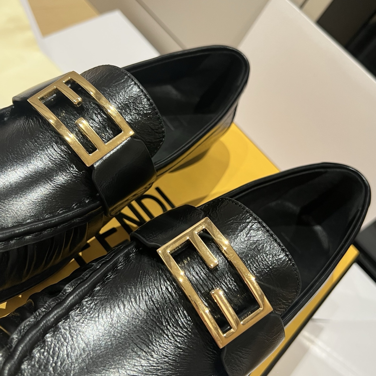 Bagsaaa F**di Curled Tray Baguette loafers in black nappa leather