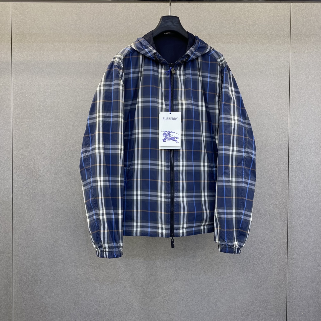 Bagsaaa Bv*b*rry Reversible Check Hooded Jacket