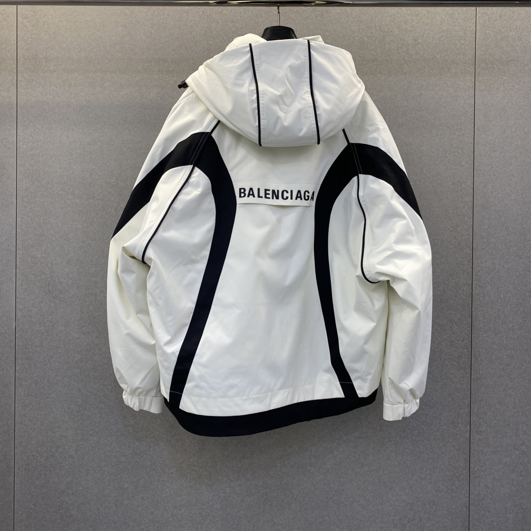 Bagsaaa Ba1en*iaga 3B Sports Icon Water Repellent Hoodie Oversized jacket in white