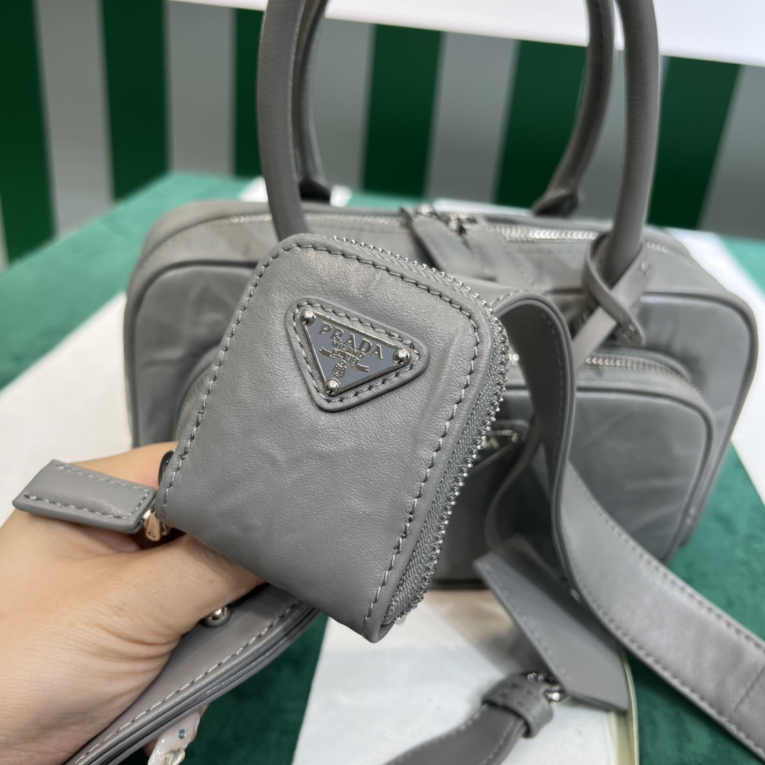 Bagsaaa Pra*a small antique nappa leather multi-pocket top-handle bag gray - 24cm