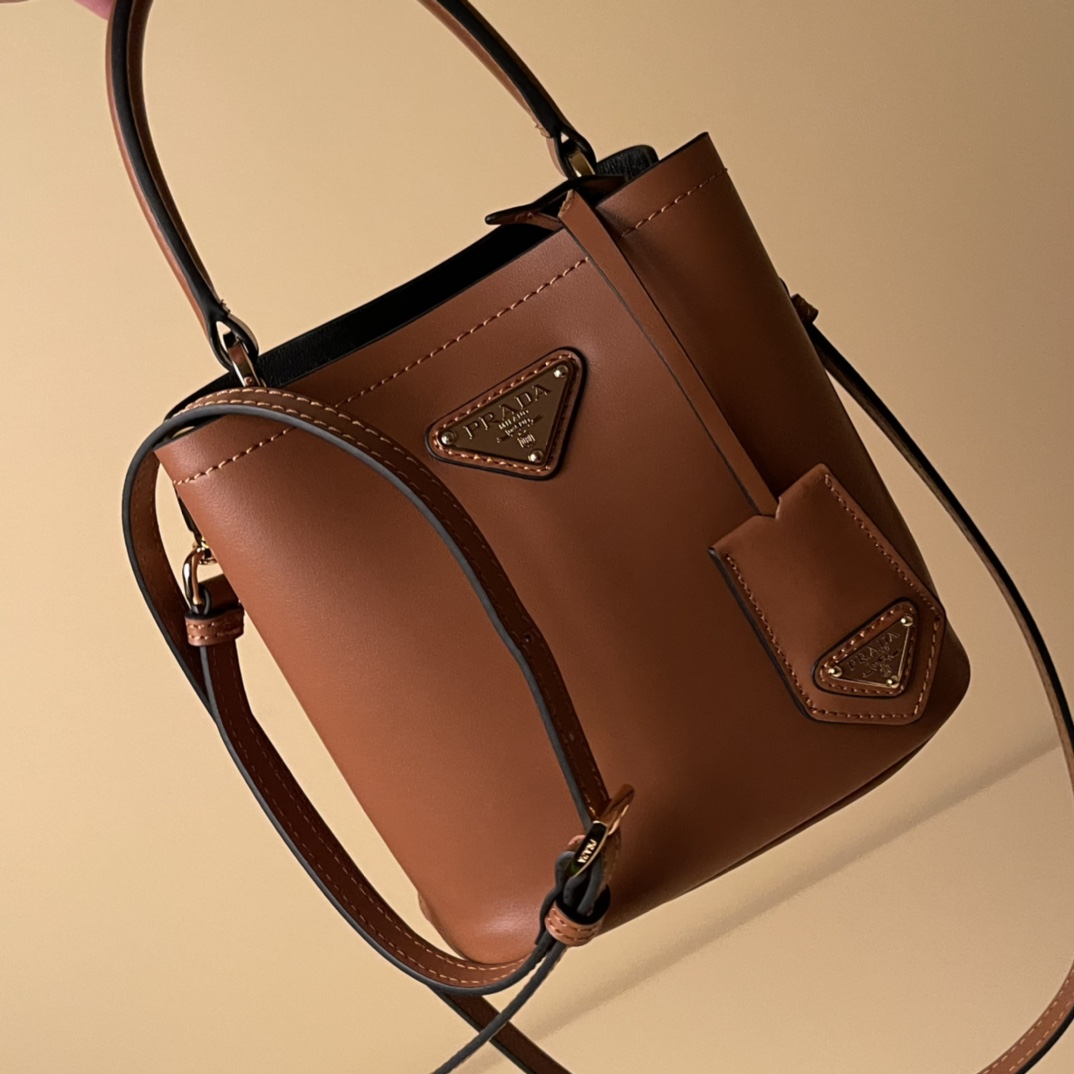 Bagsaaa Pra*a Panier Mini Saffiano leather bag in brown - 16cm