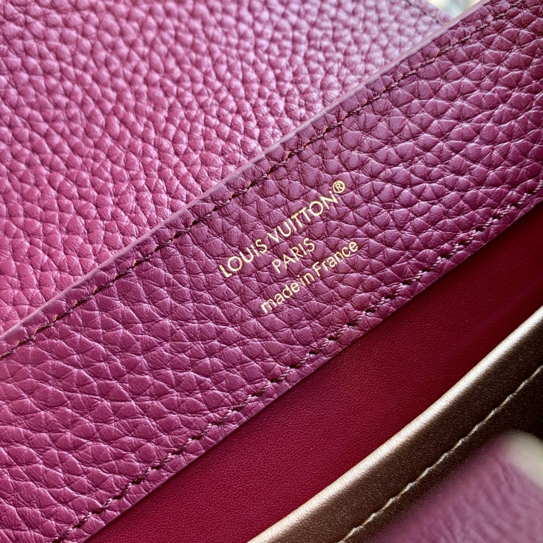 Bagsaaa L0vis Vvtt0n Capucines Mini handbag in wine red Taurillon leather with gold - 21cm