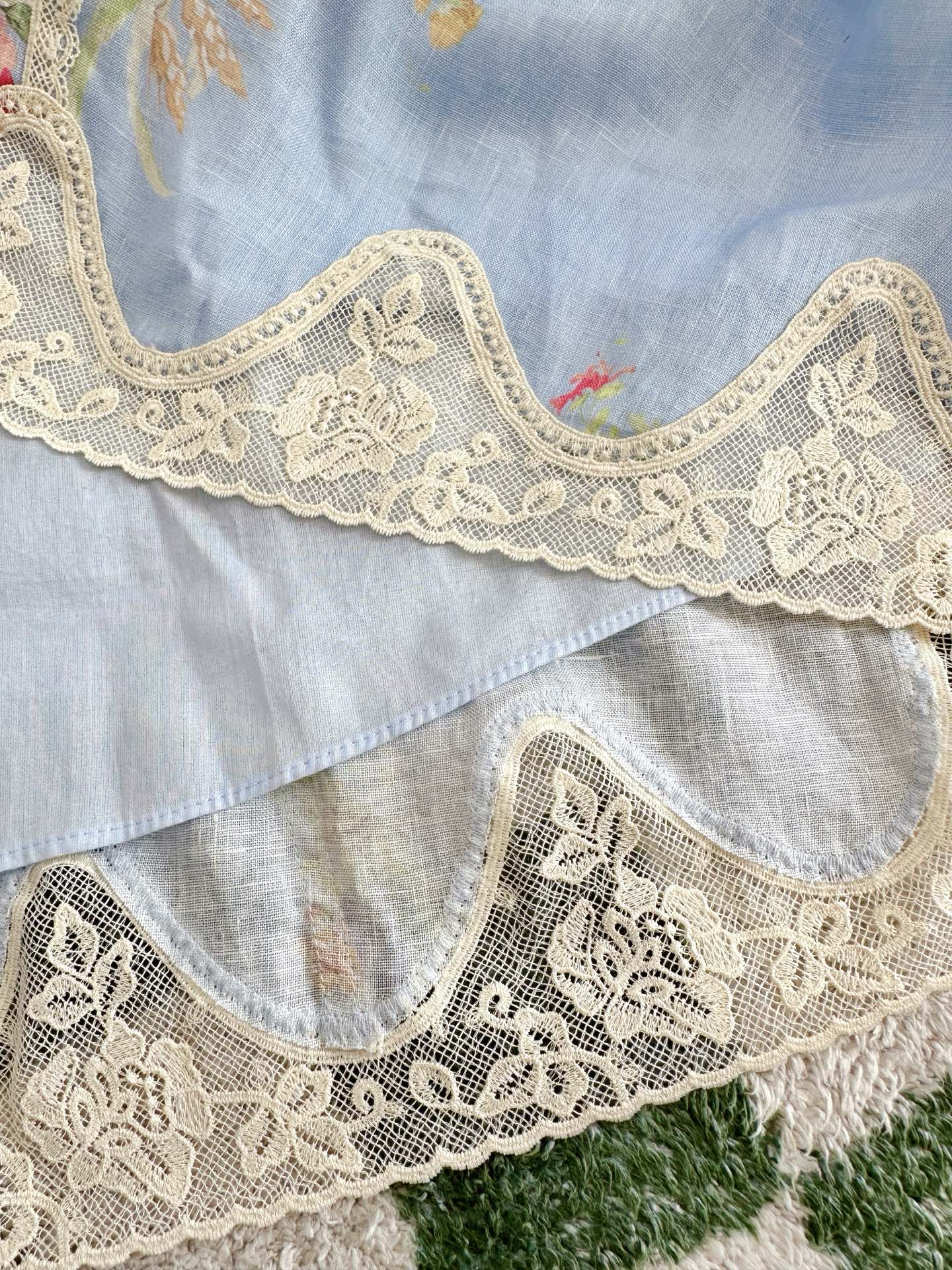 Bagsaaa Zimmermann Lucky Lace Plunge Mini Dress in blue bouquet floral linen