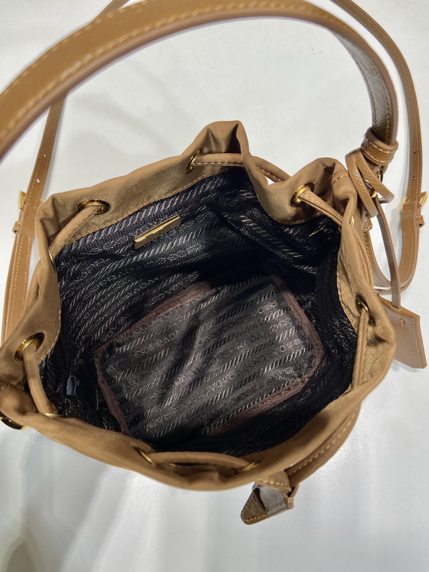 Bagsaaa Pra*a Re-Edition 1978 mini Re-Nylon bag in brown - 19.5cm