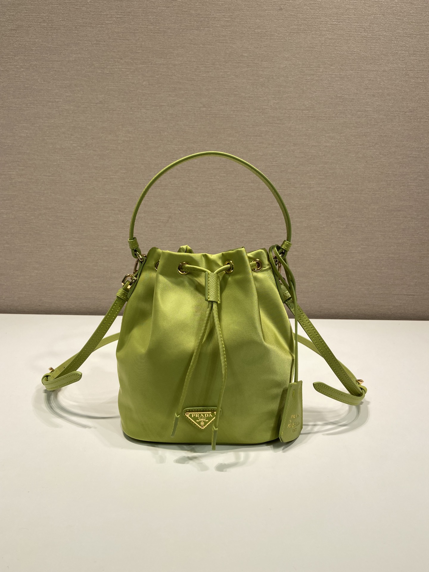 Bagsaaa Pra*a Re-Edition 1978 mini Re-Nylon bag in green - 19.5cm