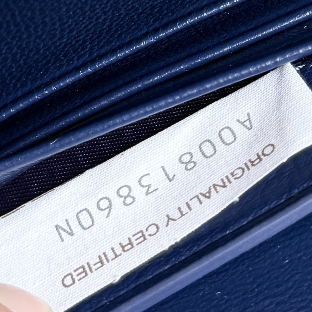 Bagsaaa B0tt*ga Ven*ta Andiamo clutch in blue suede with a gold-tone knot - 31cm