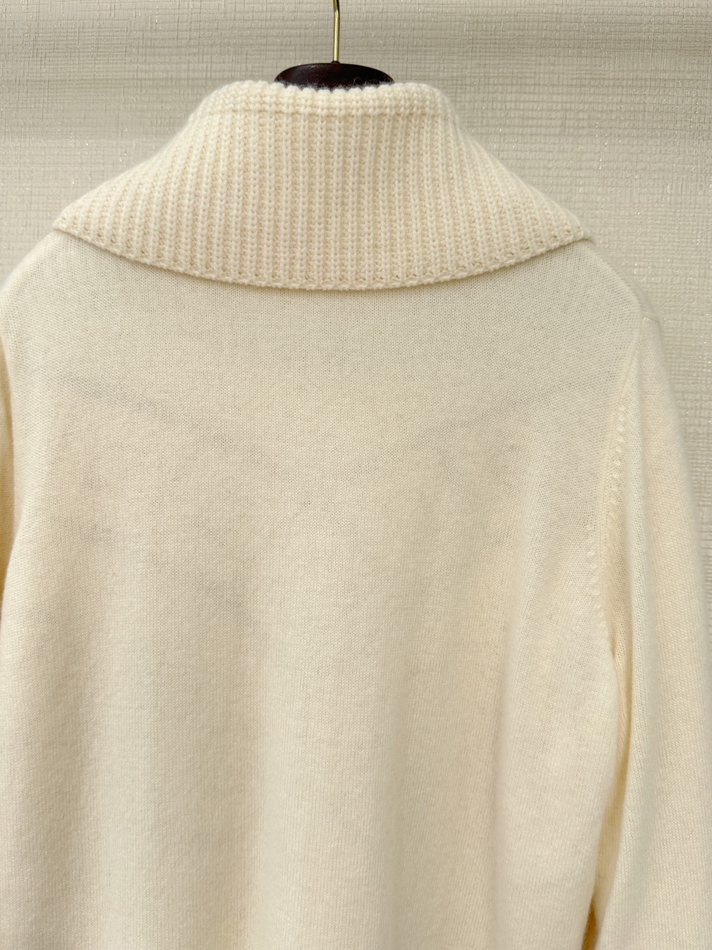 Bagsaaa L0r0 P1ana cashmere zip-up cardigan cream