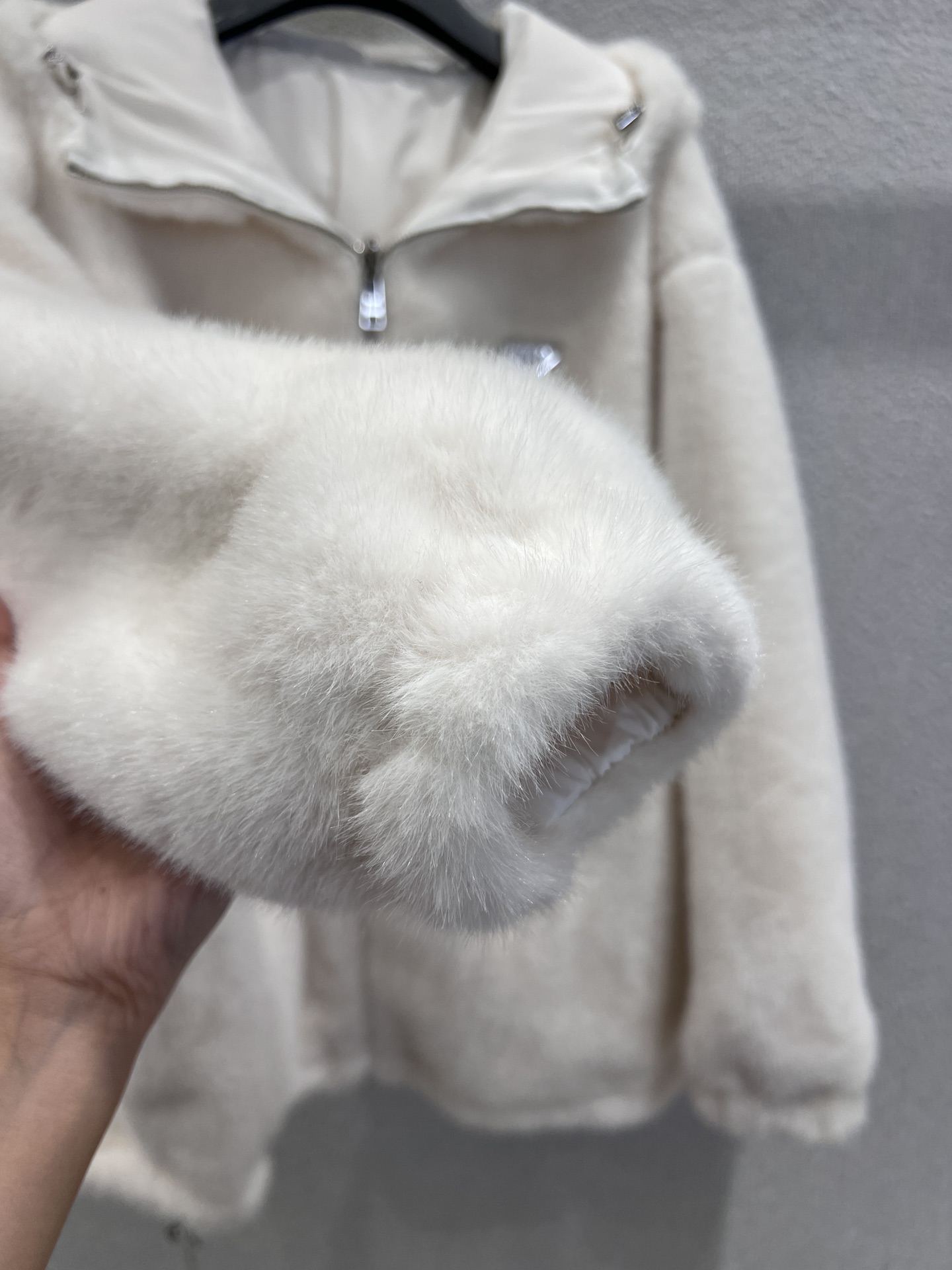 Bagsaaa Pra*a Reversible Aspen Jacket in faux fur white