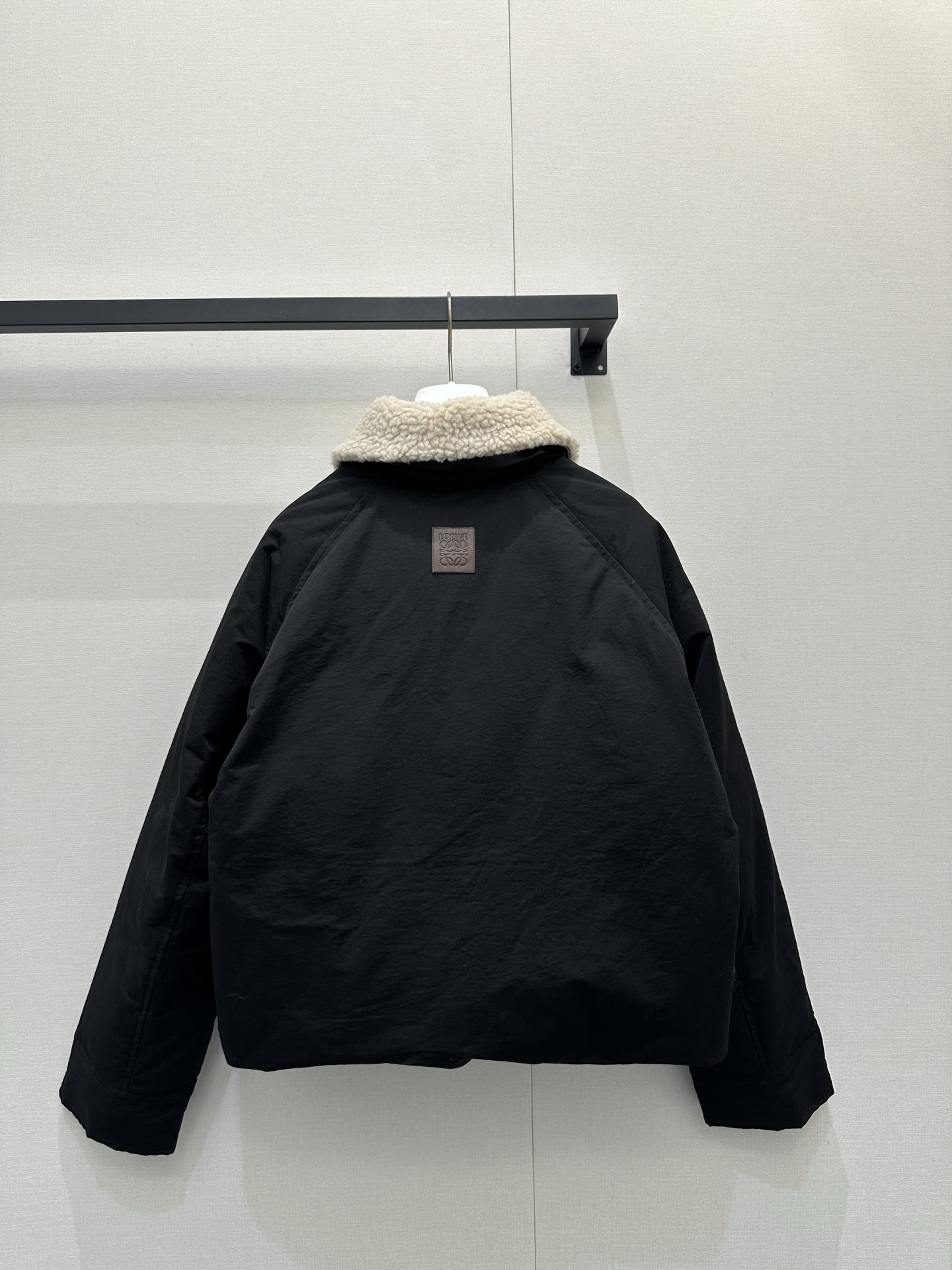 Bagsaaa L0ew* puffer jacket in black cotton-blend technical fabric