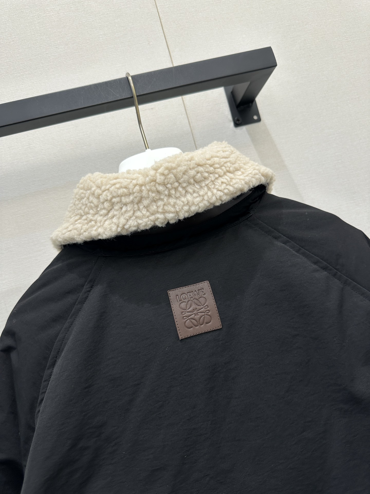 Bagsaaa L0ew* puffer jacket in black cotton-blend technical fabric