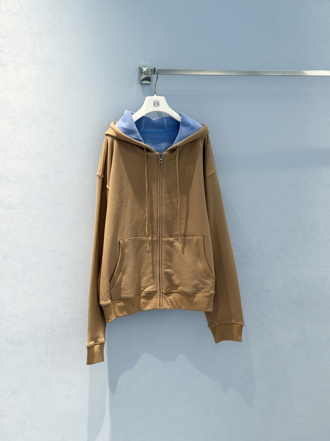 Bagsaaa L0ew* Zip-up hoodie in cotton beige