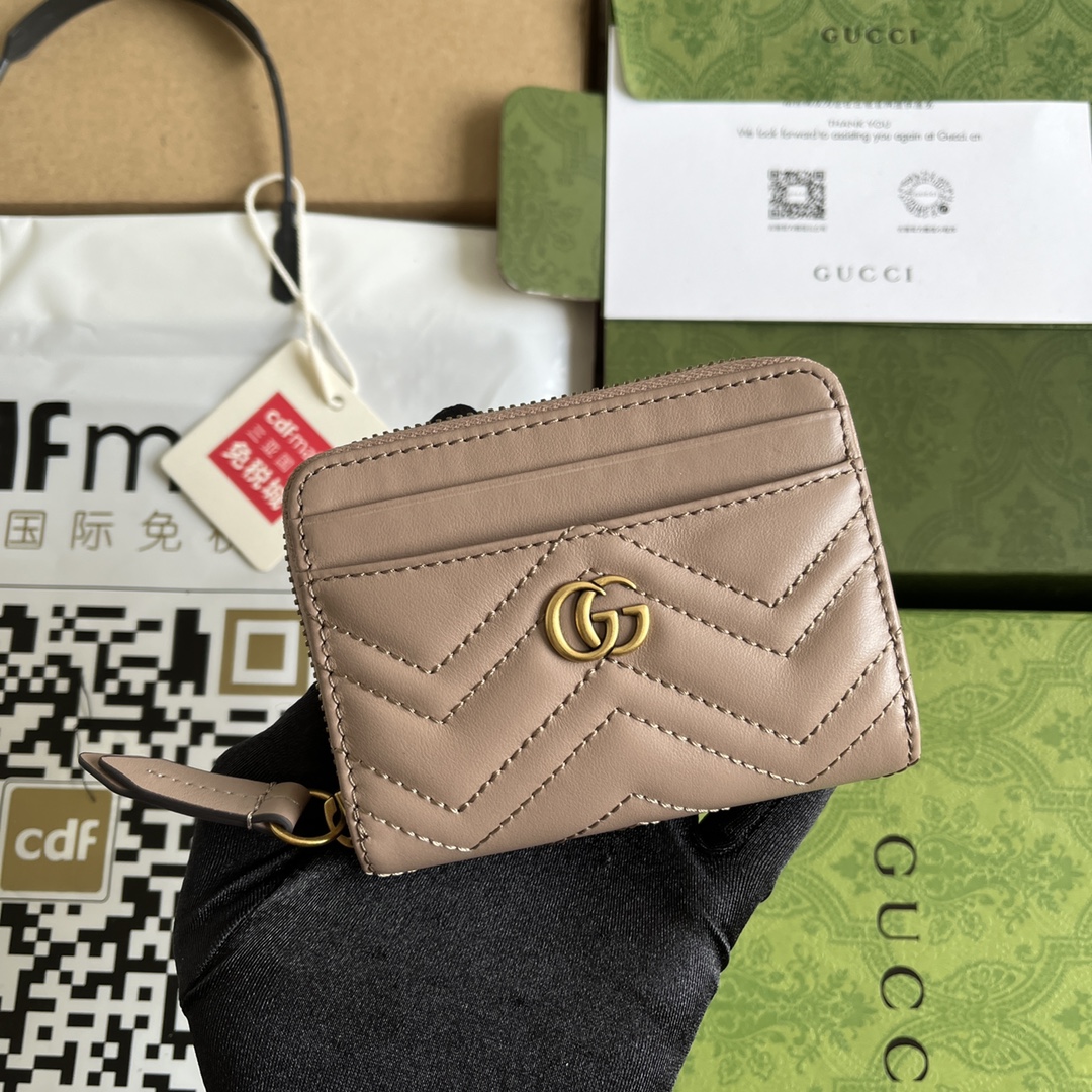 Bagsaaa Gvc*1 GG Marmont card case in taupe - 12cm