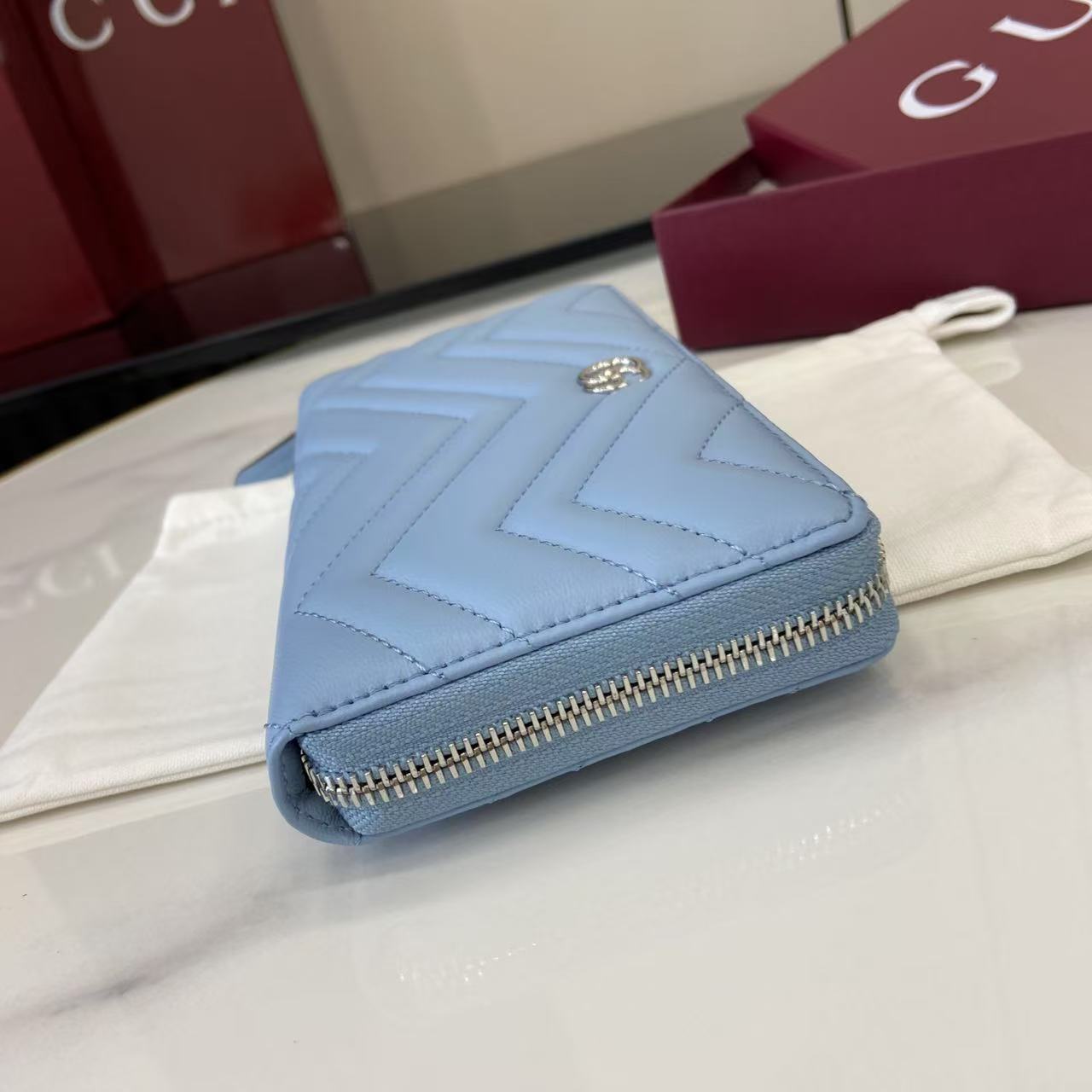 Bagsaaa Gvc*1 GG Marmont zip around wallet 837758 light blue - 19cm