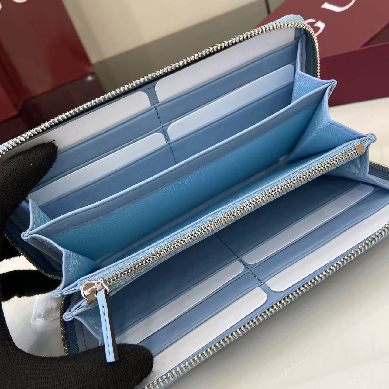 Bagsaaa Gvc*1 GG Marmont zip around wallet 837758 light blue - 19cm
