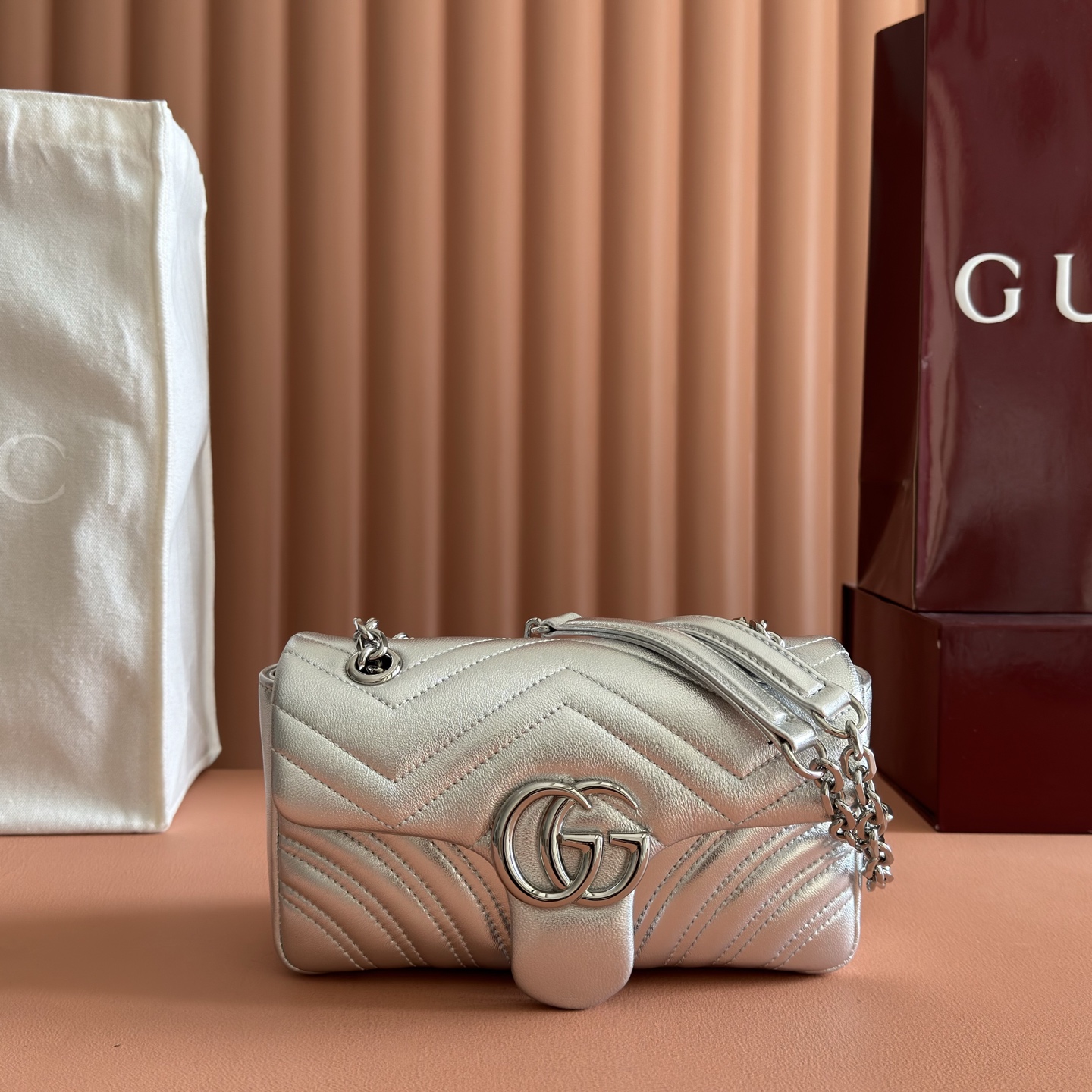 Bagsaaa Gvc*1 GG Marmont small shoulder bag 837280 silver - 22cm