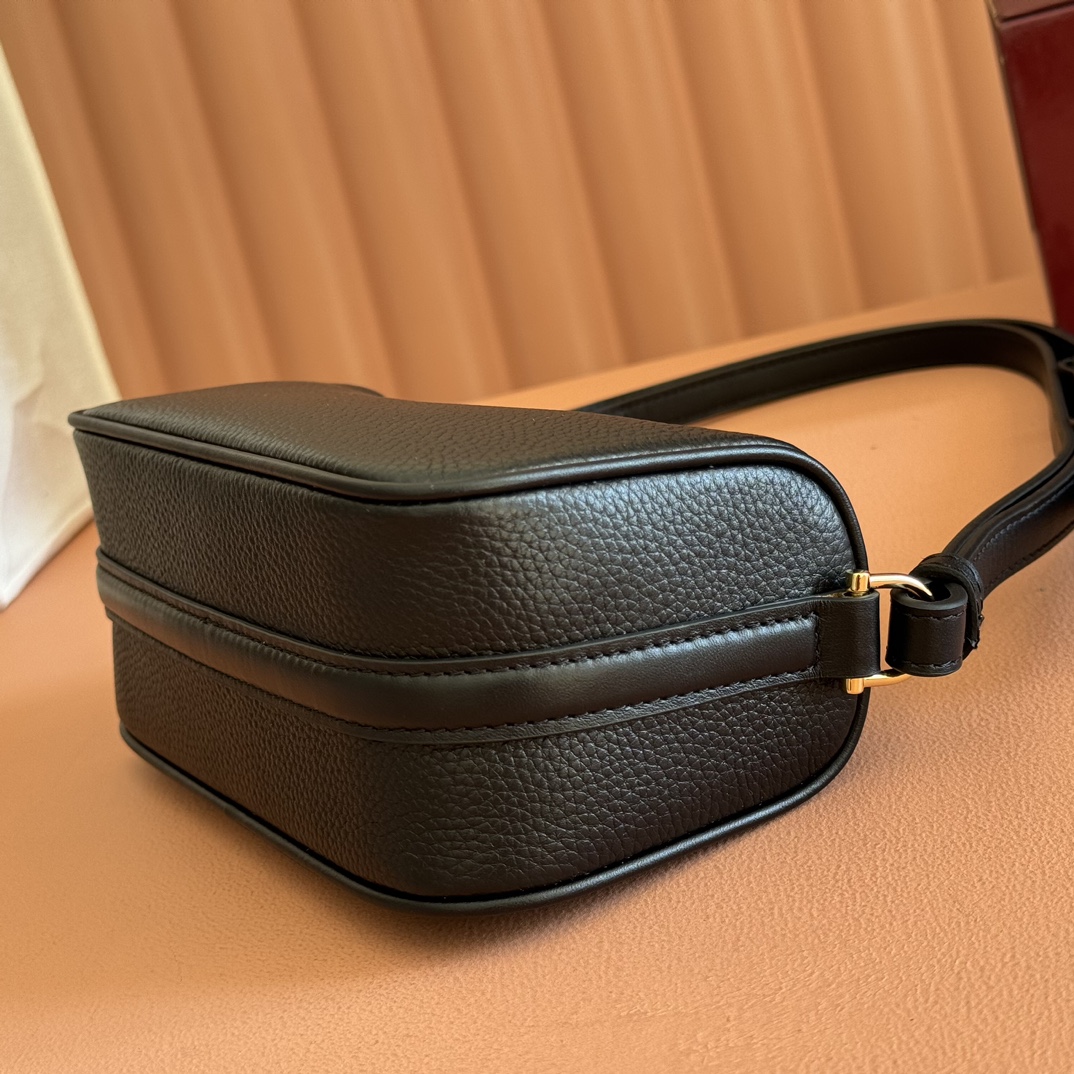 Bagsaaa Gvc*1 Half Horsebit mini bag 860784 black leather - 19cm