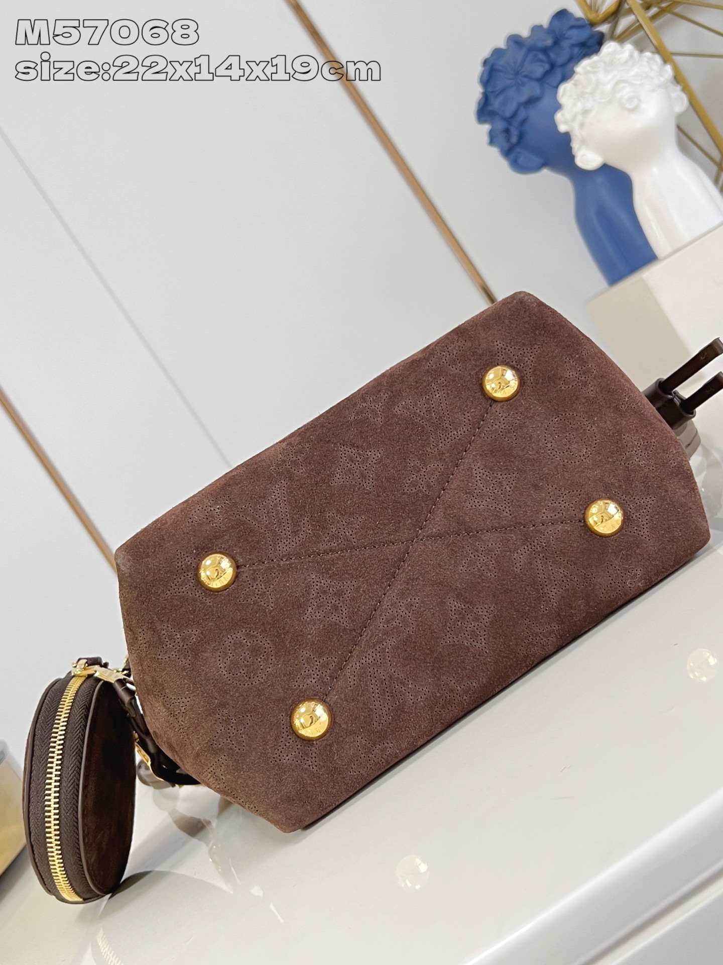 Bagsaaa L0vis Vvtt0n Bella bucket bag in dark brown with shearling - 22cm