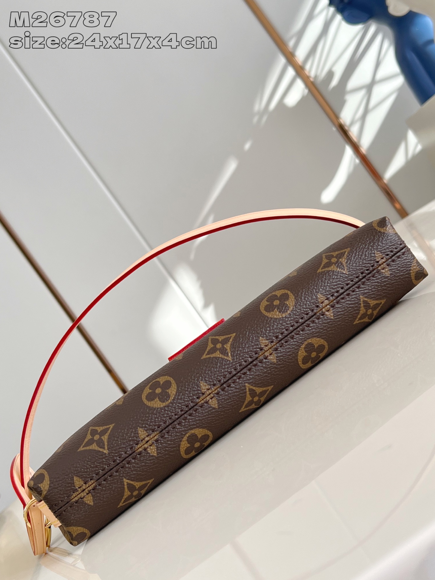 Bagsaaa L0vis Vvtt0n Tag Me Pouch in Monogram canvas - 24cm