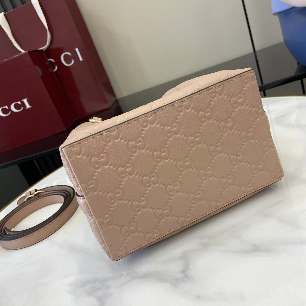 Bagsaaa Gvc*1 GG Emblem Mini Bucket Bag 815118 beige pink - 19x18x11 cm
