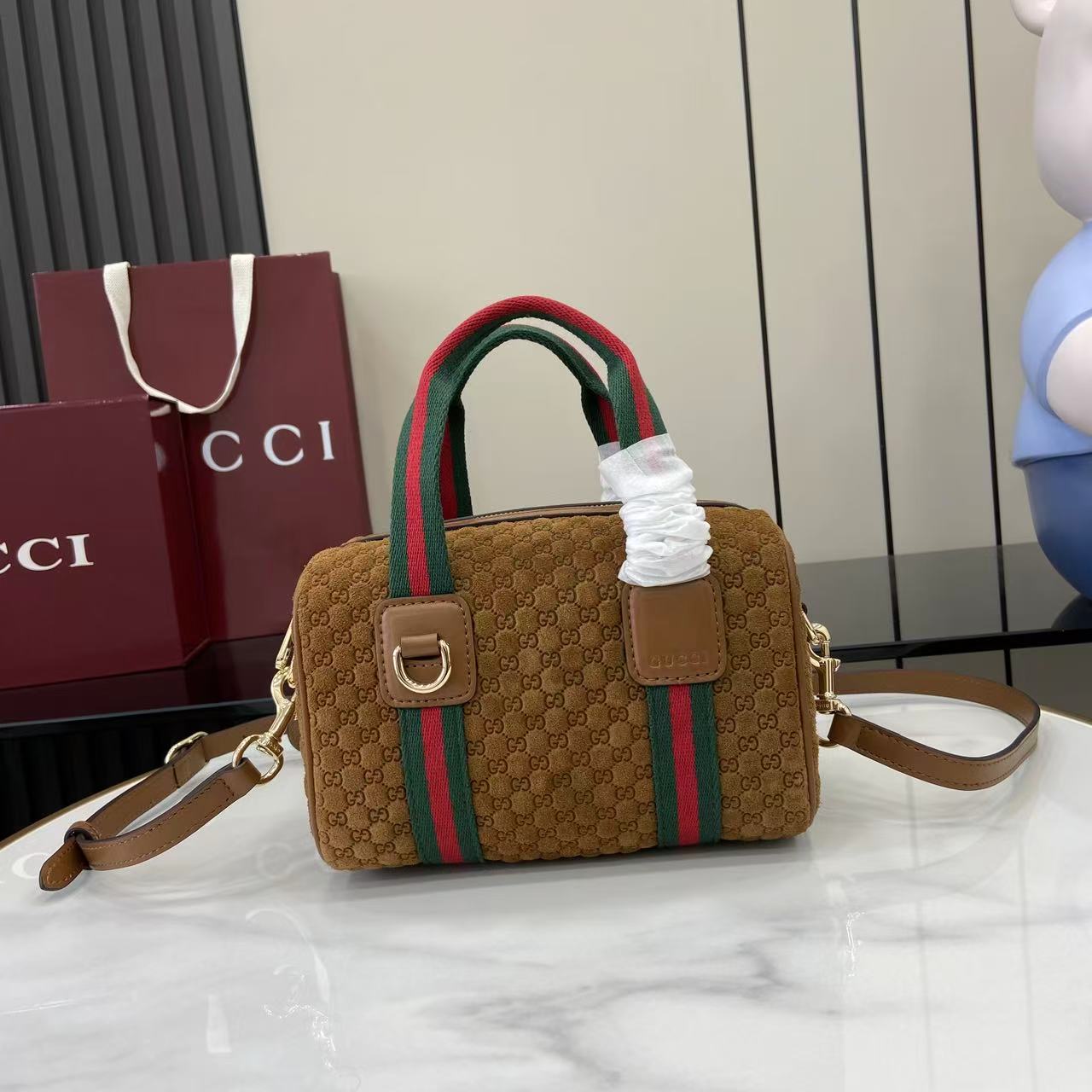 Bagsaaa Gvc*1 Mini GG handbag 859975 brown suede - 20cm