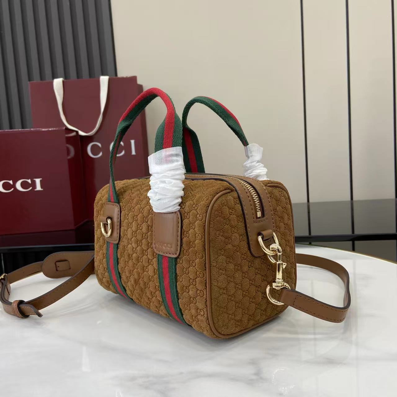 Bagsaaa Gvc*1 Mini GG handbag 859975 brown suede - 20cm