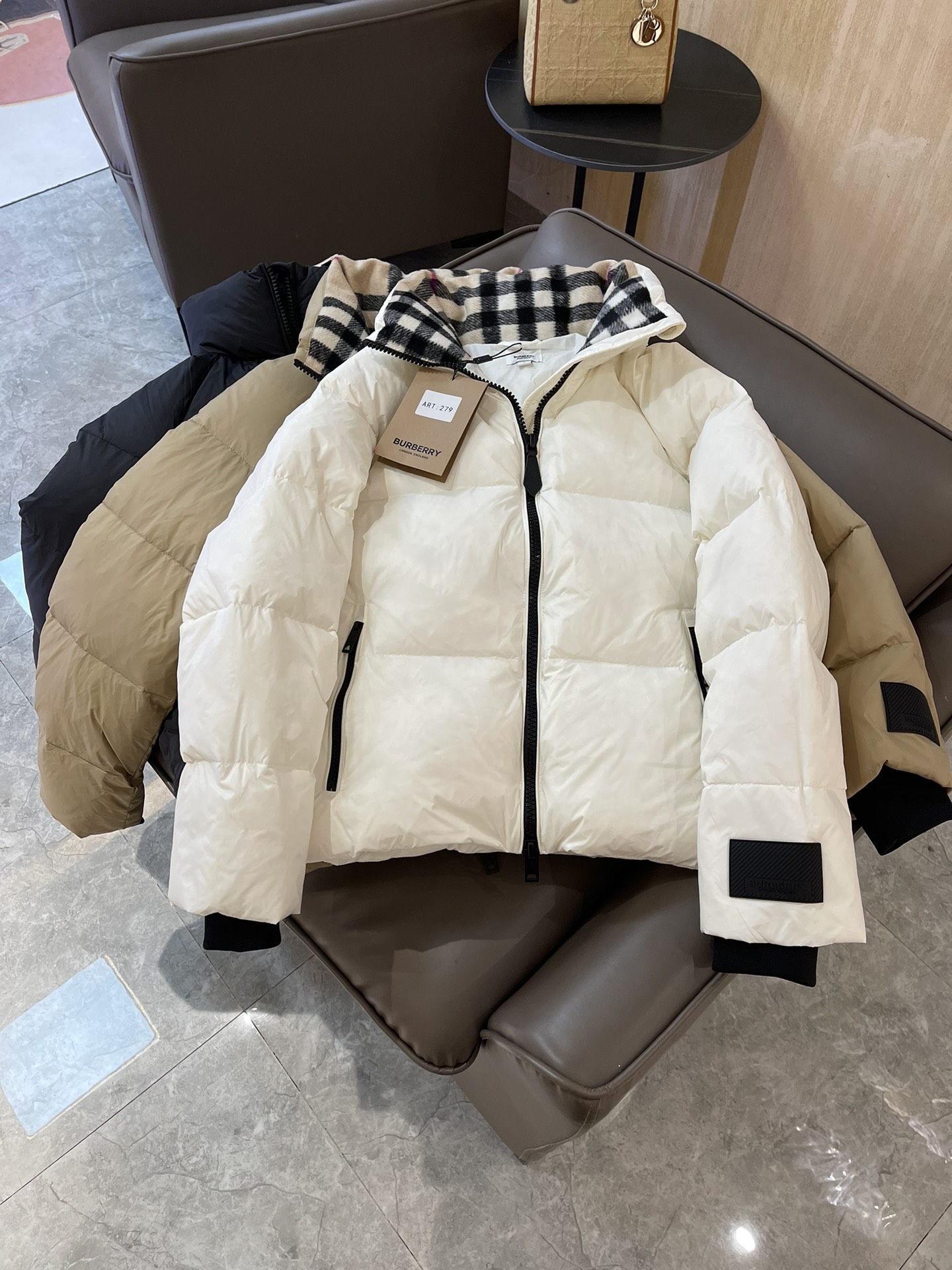 Bagsaaa Bv*b*rry Quilted Puffer Jacket white Vintage Check lining