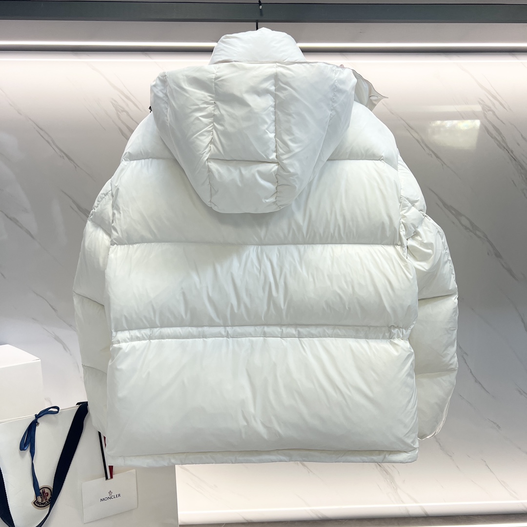 Bagsaaa white Moncler puffer jacket with a light pink hood lining
