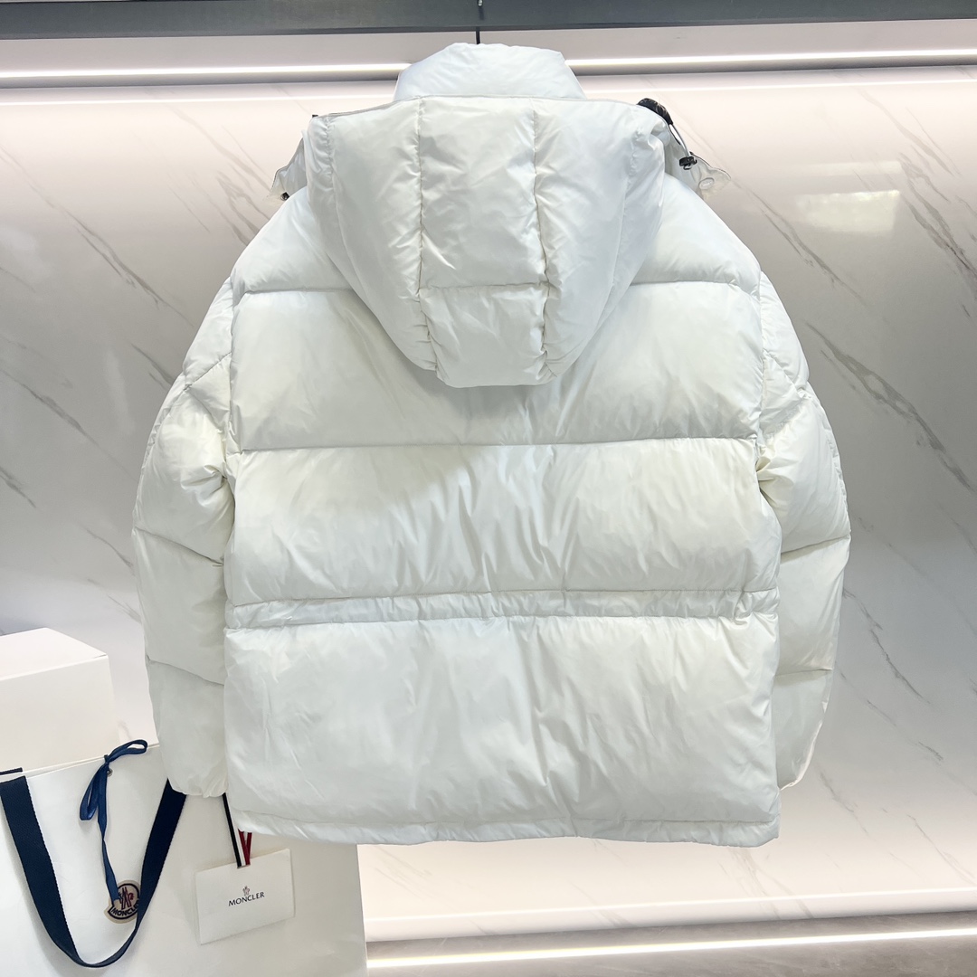 Bagsaaa white Moncler puffer jacket with black hood lining