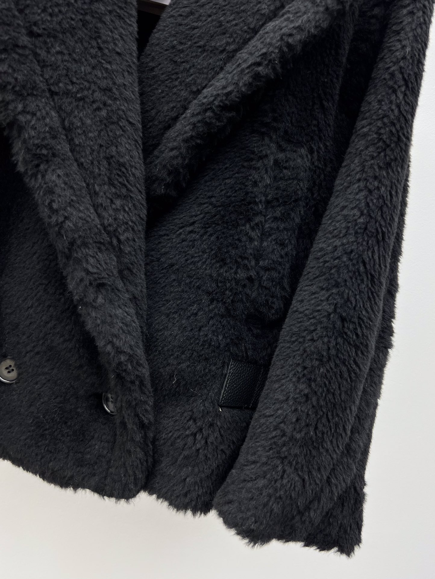Bagsaaa Max Mara Teddy Bear Icon coat in black alpaca and wool-blend fabric