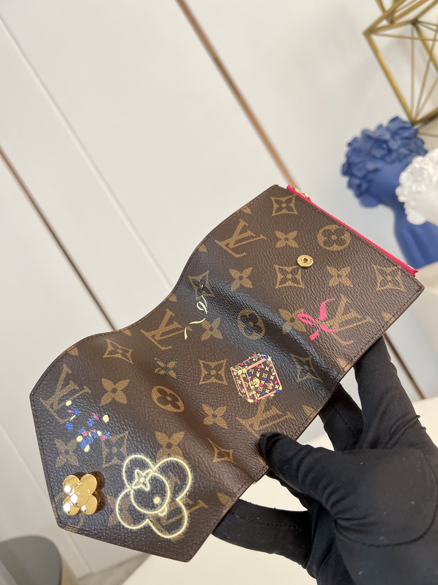 Bagsaaa LV Victorine wallet Vivienne Winter Holiday design M15337 - 9.5cm