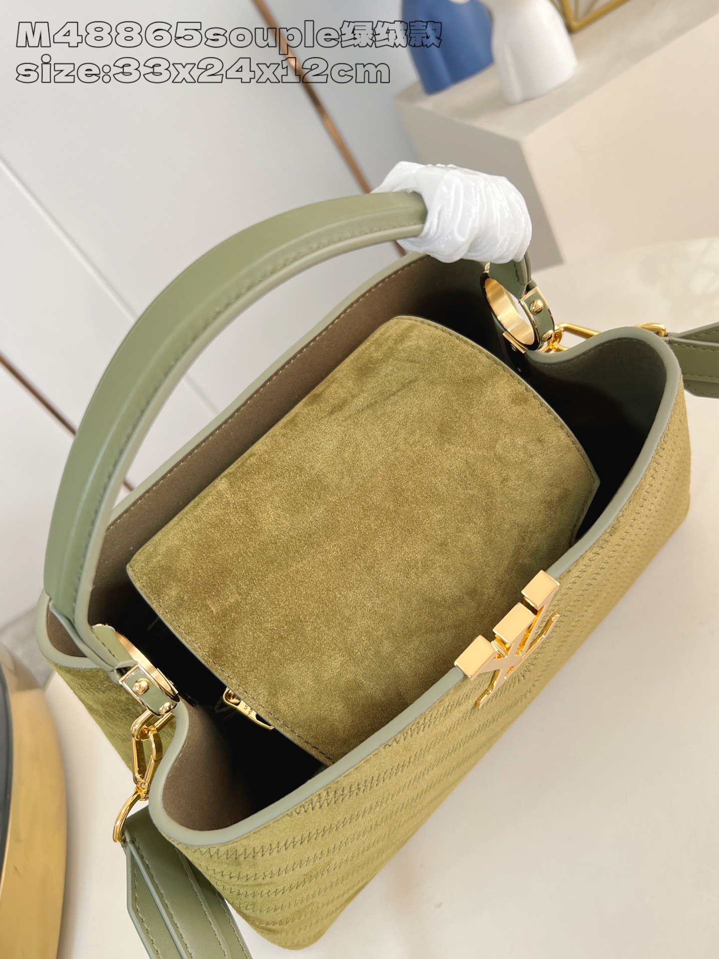 Bagsaaa LV Capucines MM Souple bag in dark khaki suede - 33cm