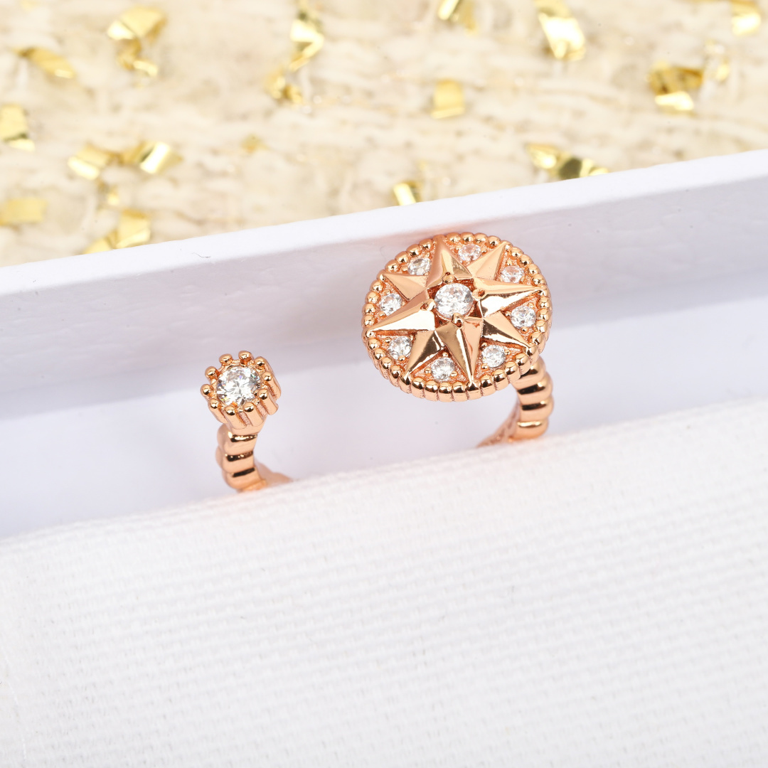 Bagsaaa D10r Rose des Vents Ring Pink Gold and D1am0nds