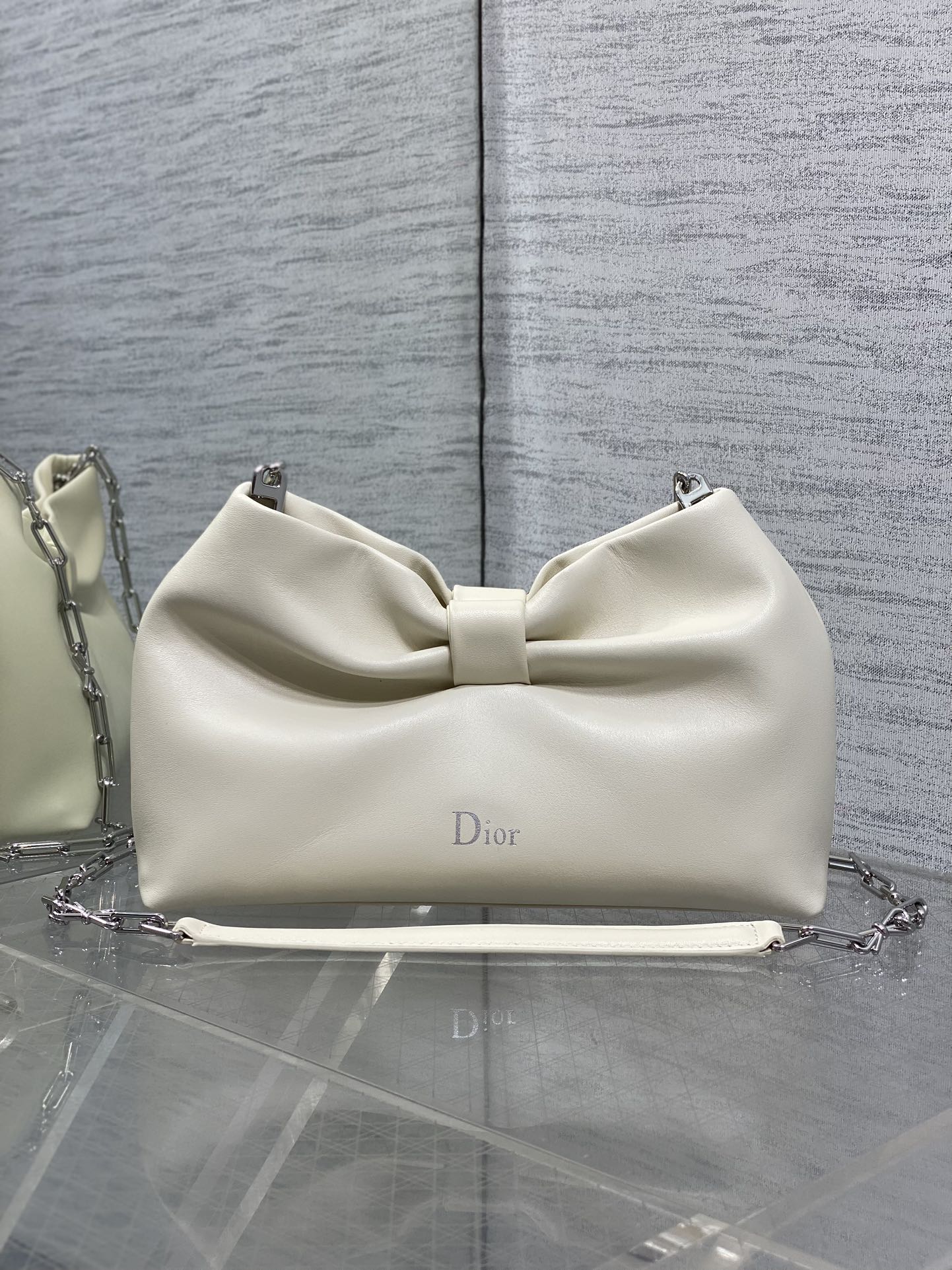 Bagsaaa Small D10r Bow Bag Latte Lambskin - 26cm