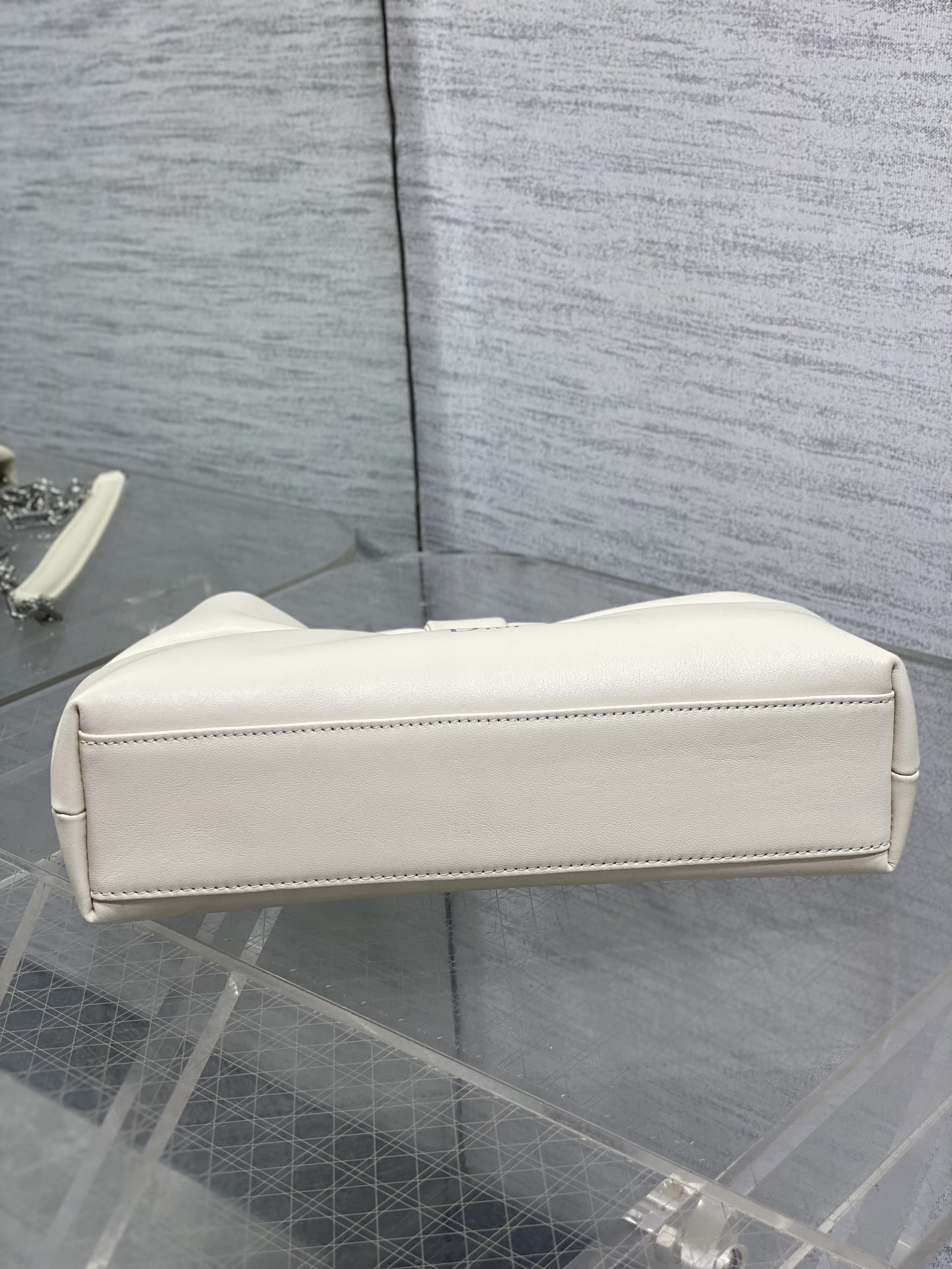Bagsaaa Small D10r Bow Bag Latte Lambskin - 26cm