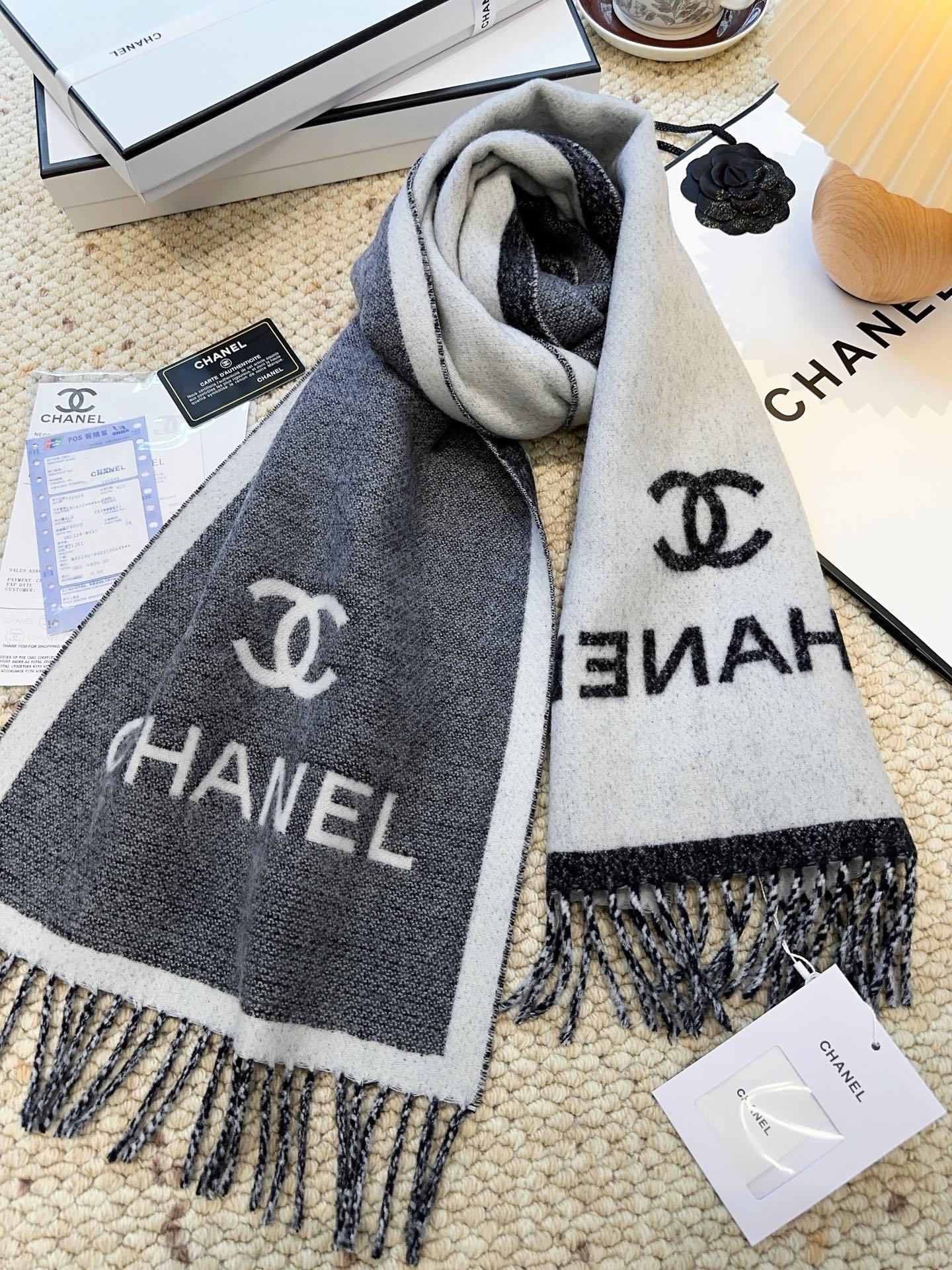 Bagsaaa Ch**el gray cashmere and wool scarf