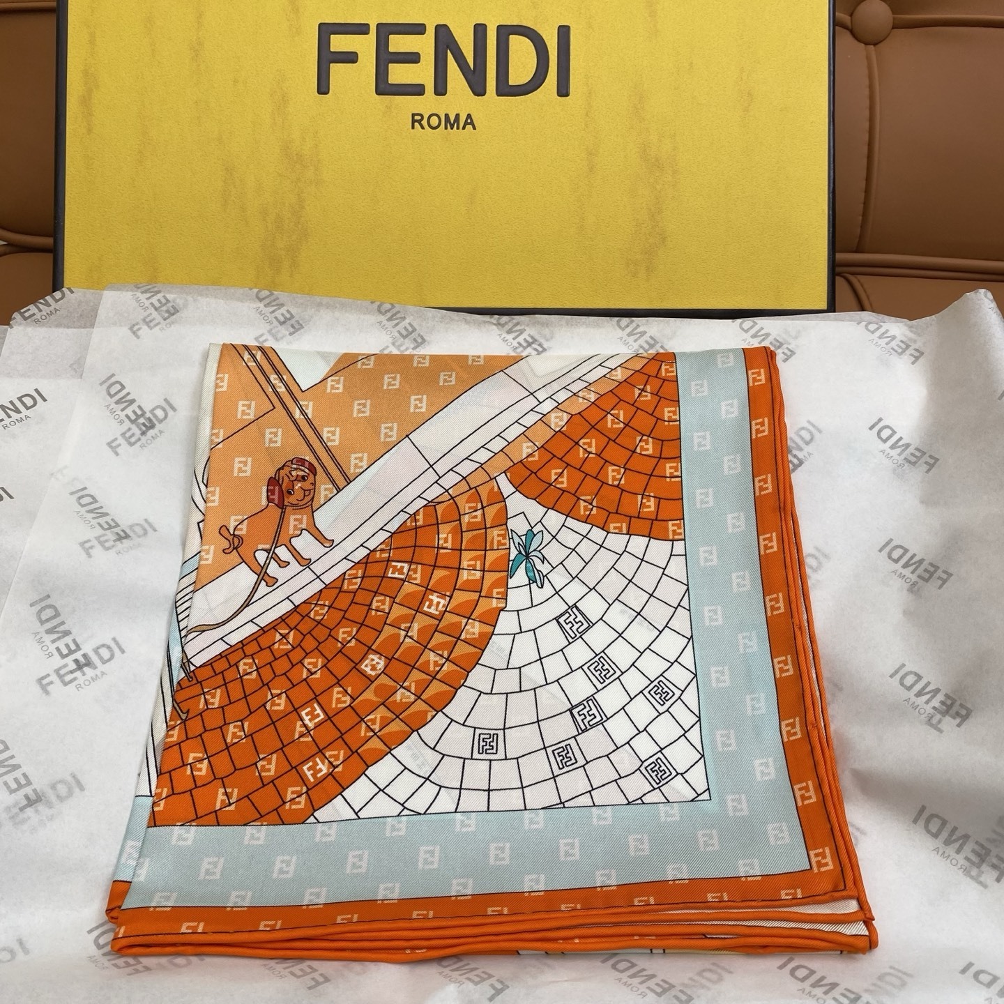 Bagsaaa F**di silk scarf featuring a geometric 