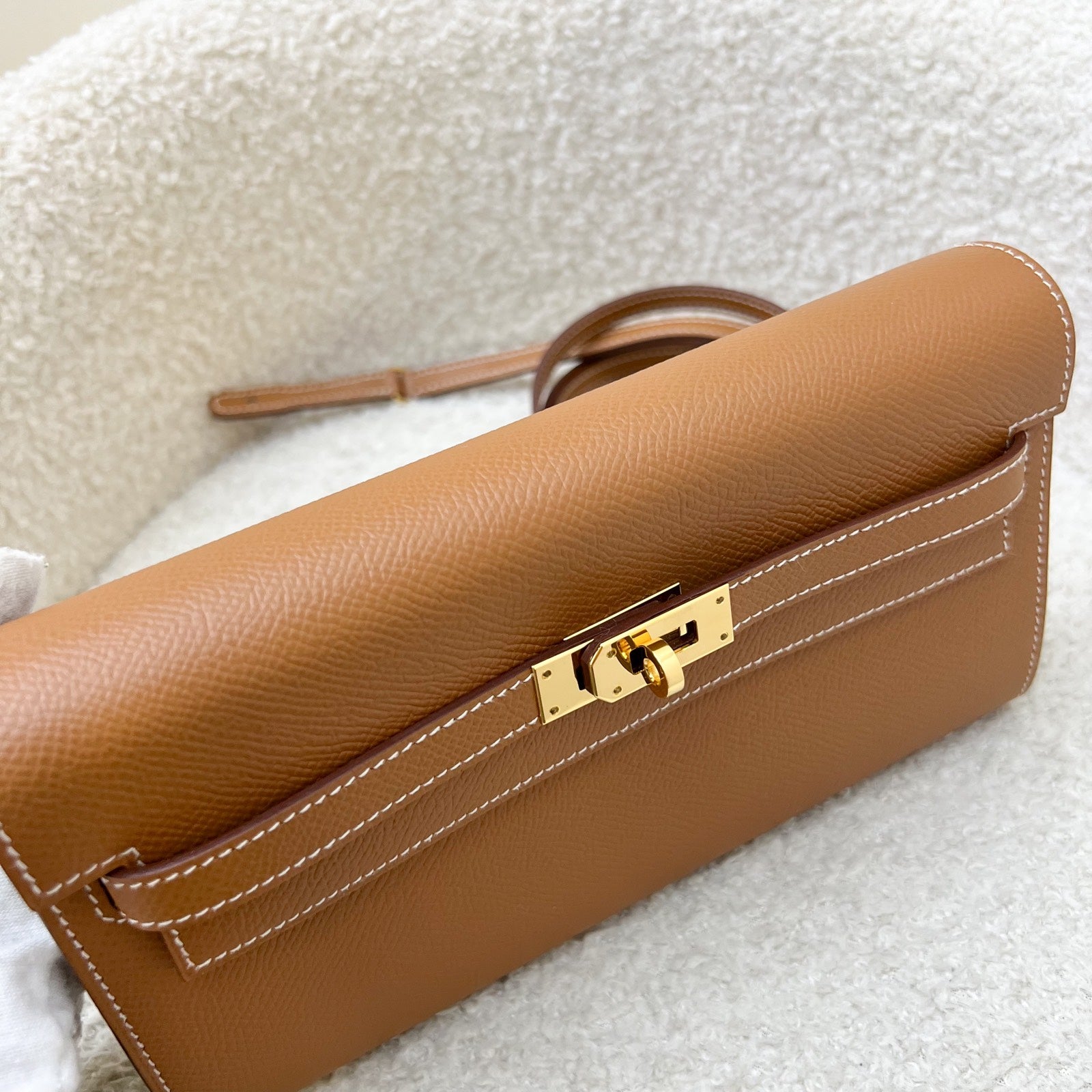 Bagsaaa H**me5 Kelly Classique To Go wallet Brown & gold - 20cm