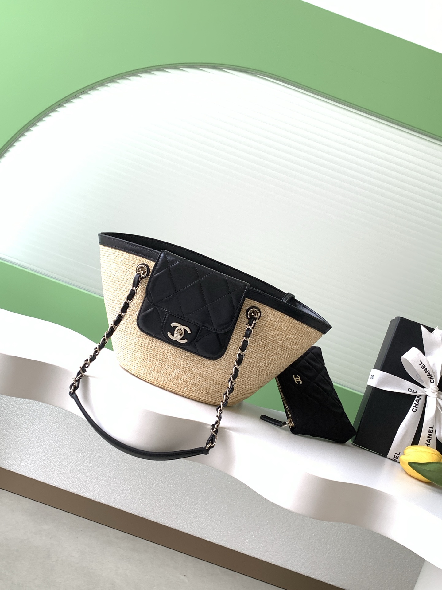Bagsaaa Ch**el Small Small Tote beige braided straw and black lambskin AS5951 - 41cm