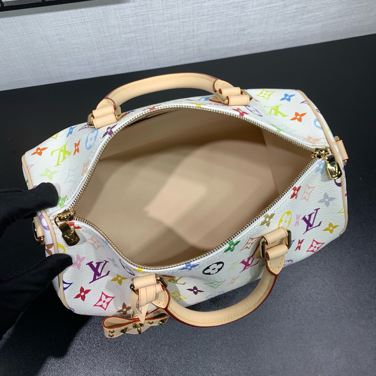 Bagsaaa M27789 LV x TM Speedy Soft 30 Multicolor/White - 30cm