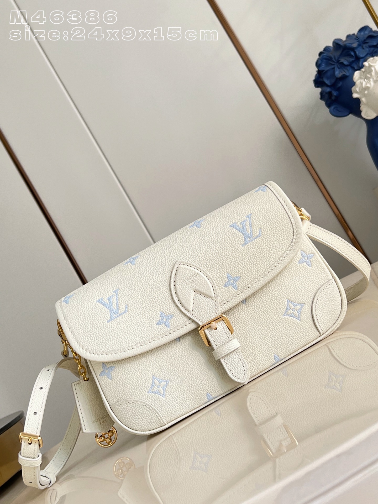 Bagsaaa LV M28054 Diane Milky White/Blue - 24cm
