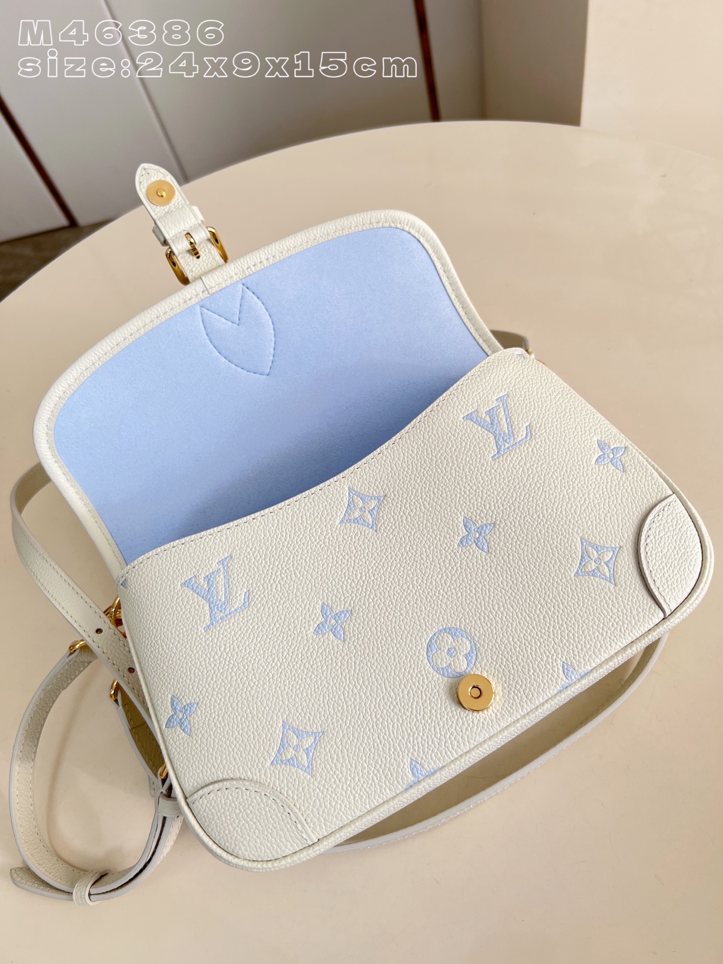 Bagsaaa LV M28054 Diane Milky White/Blue - 24cm