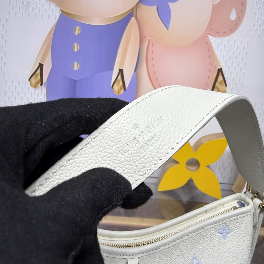 Bagsaaa LV M27573 CarryAll PM Milky White/Blue - 29cm