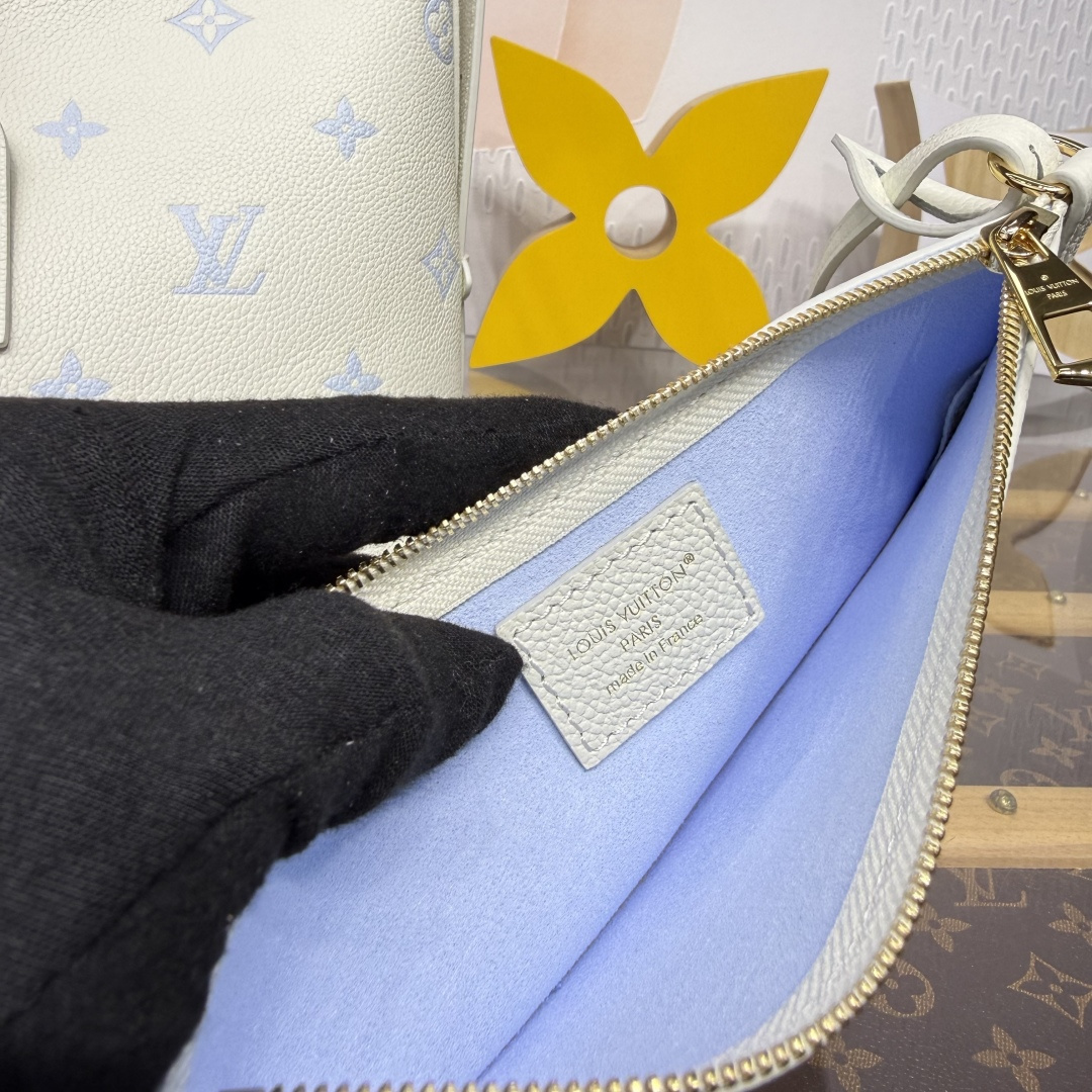 Bagsaaa LV M27573 CarryAll PM Milky White/Blue - 29cm