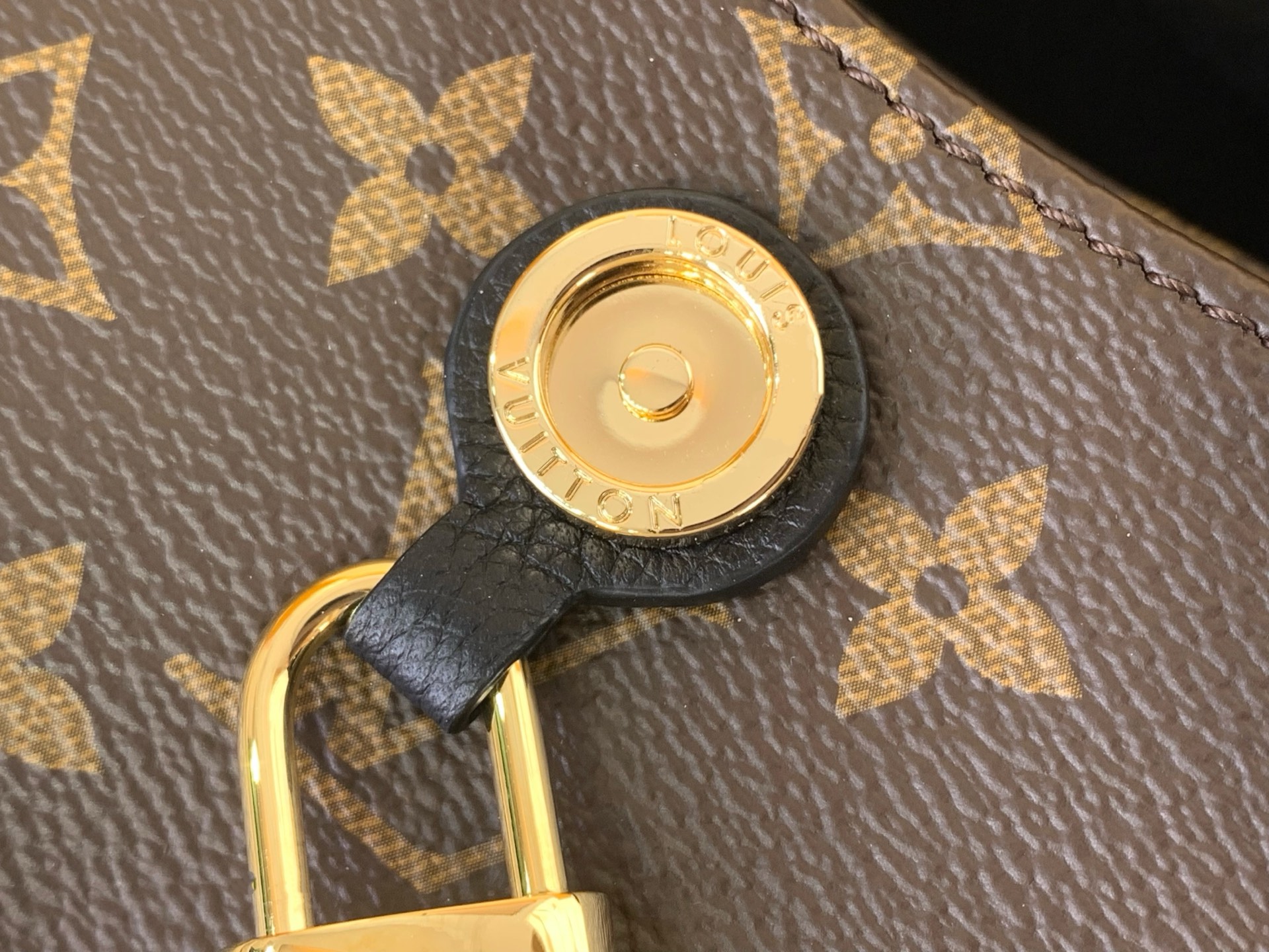 Bagsaaa LV M26398 Saint Germain BB Monogram/Black - 24cm