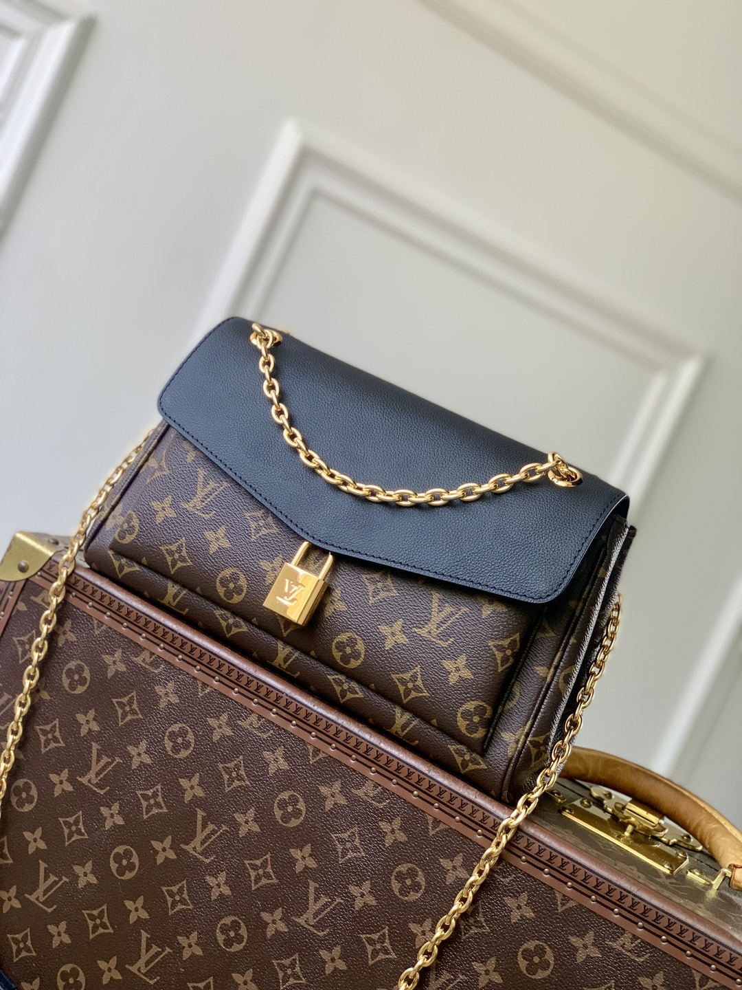 Bagsaaa LV M26285 Saint Germain PM Bag Monogram/Black - 30.5cm
