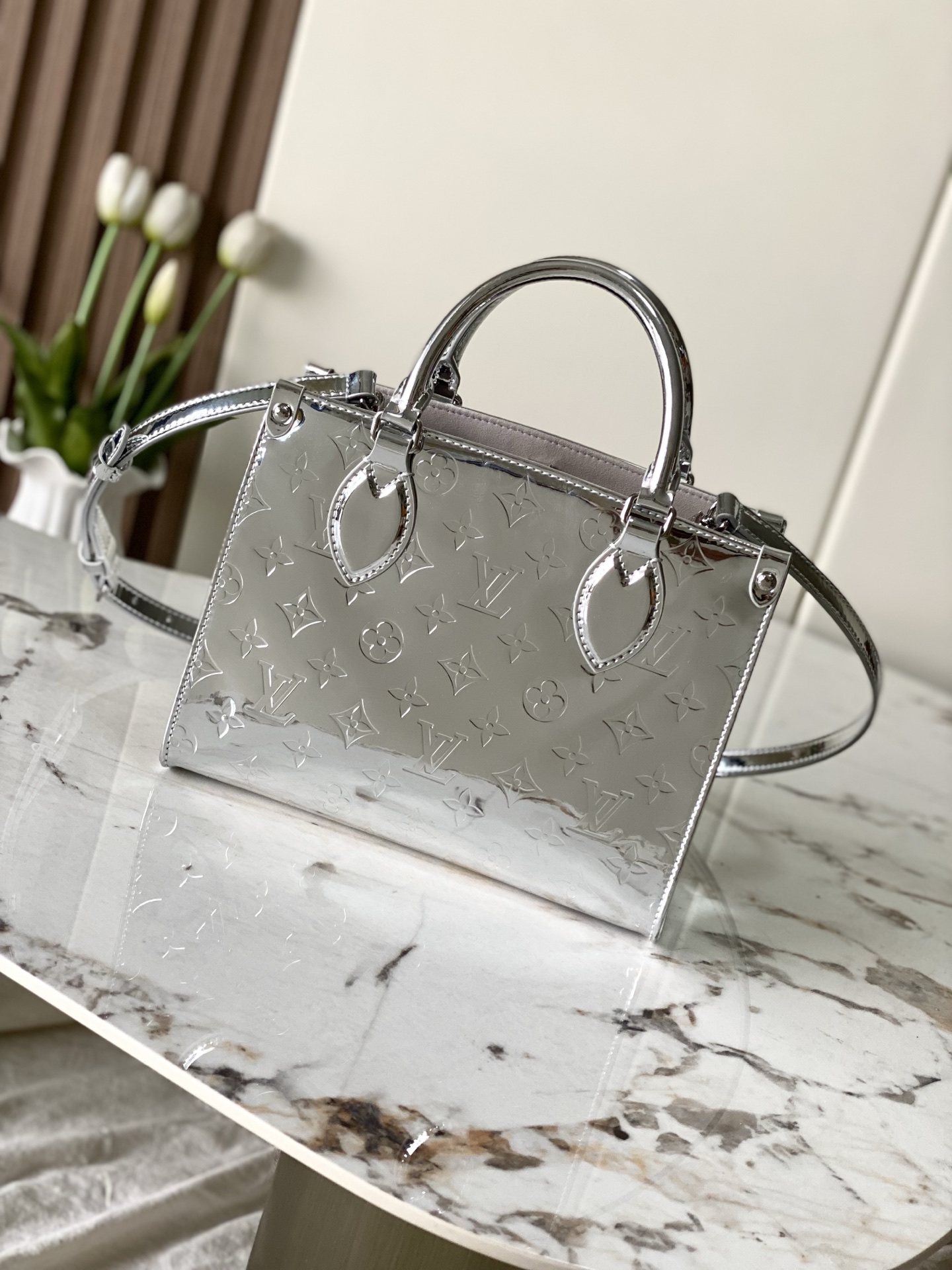 Bagsaaa M26373 LV Ski OnTheGo PM silver - 25cm