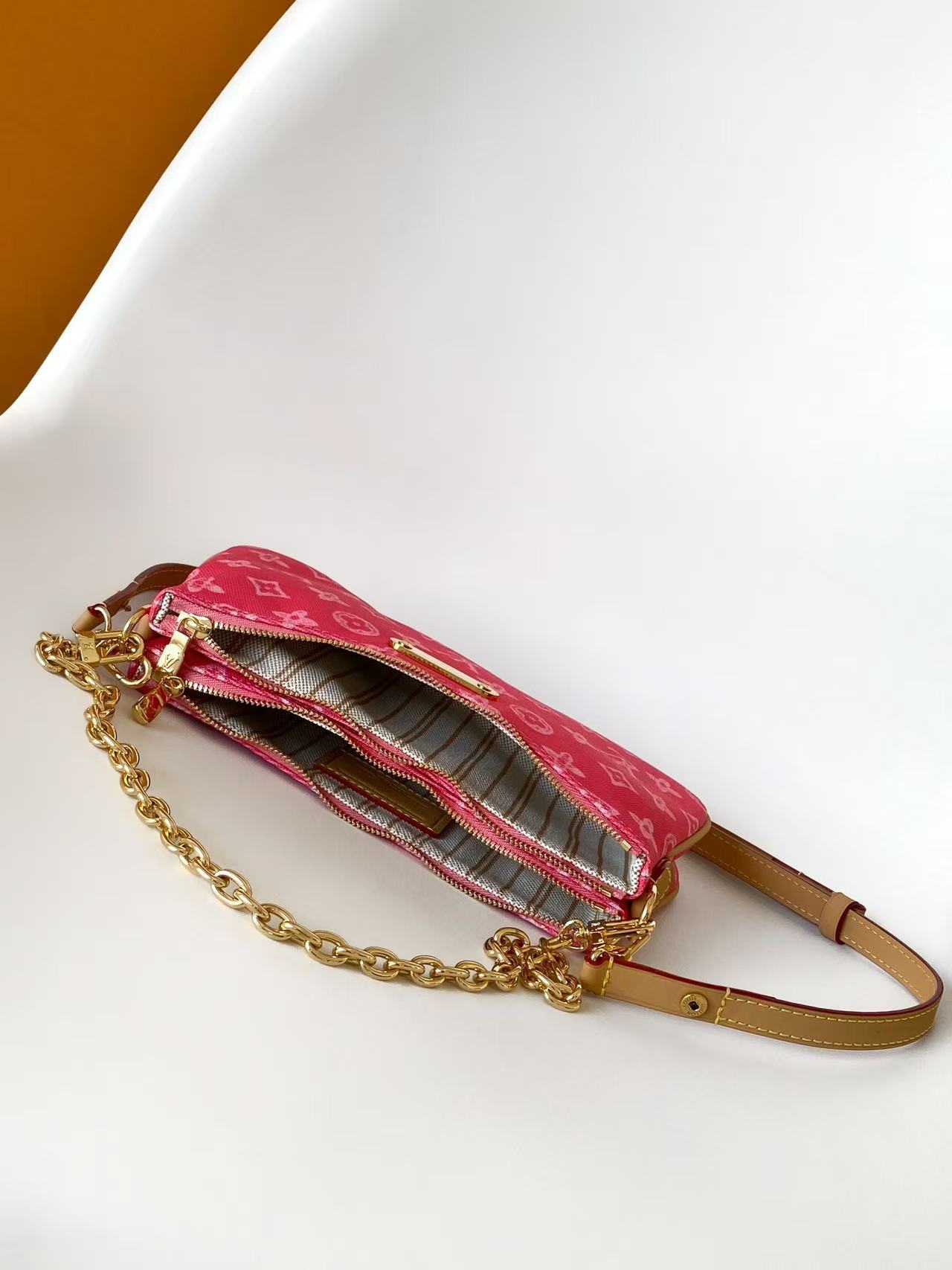 Bagsaaa LV M27719 Pochette Liv Monogram Origine Rose Ruban - 24.5cm